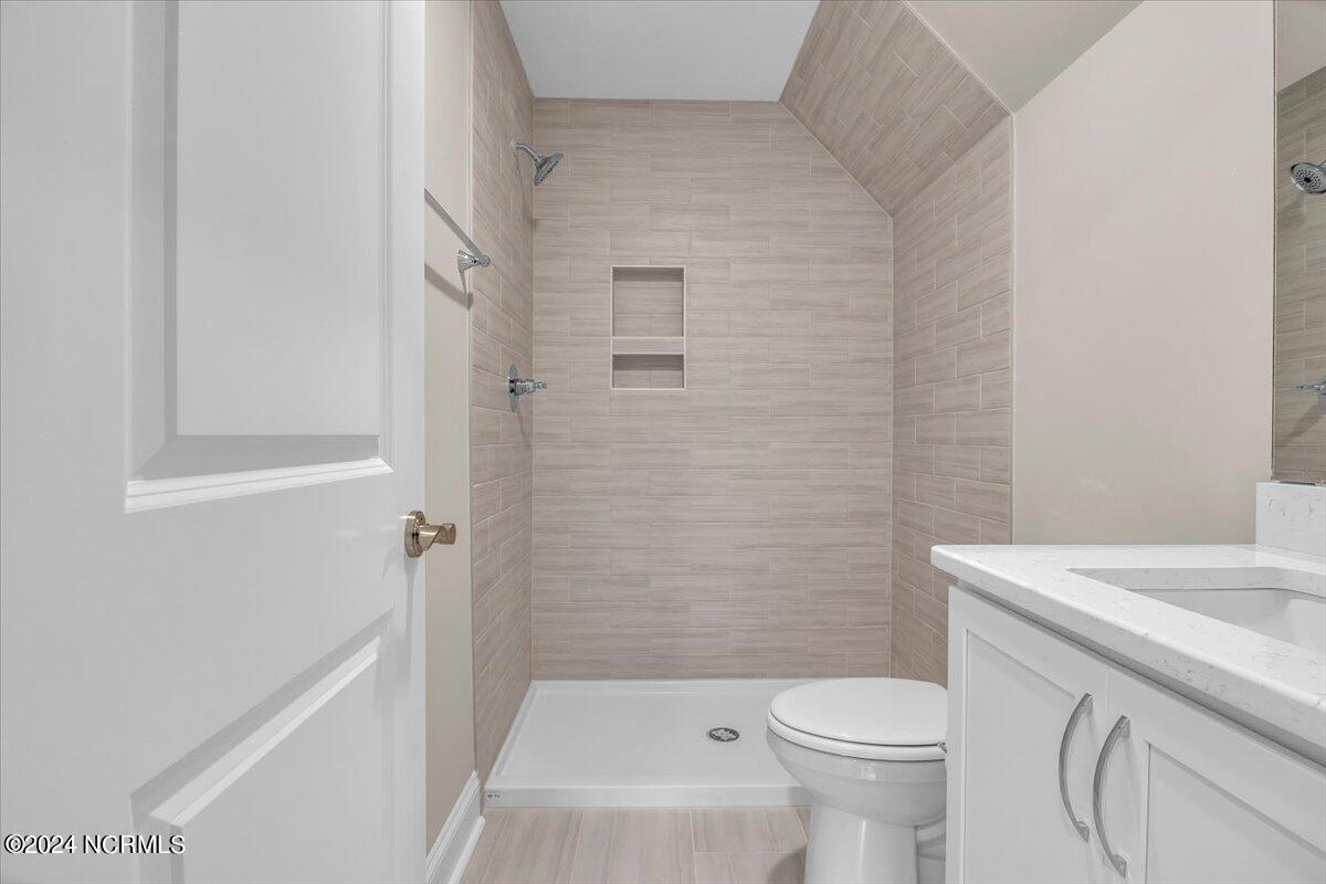 741 Breezewood Drive Property Photo 87
