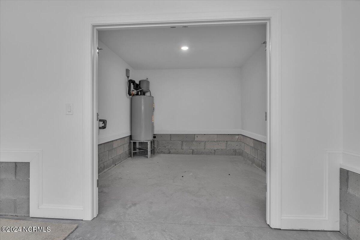 741 Breezewood Drive Property Photo 92