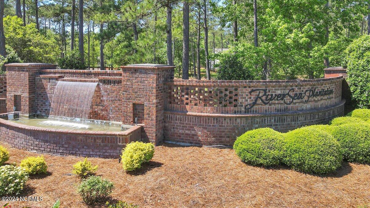 741 Breezewood Drive Property Photo 102