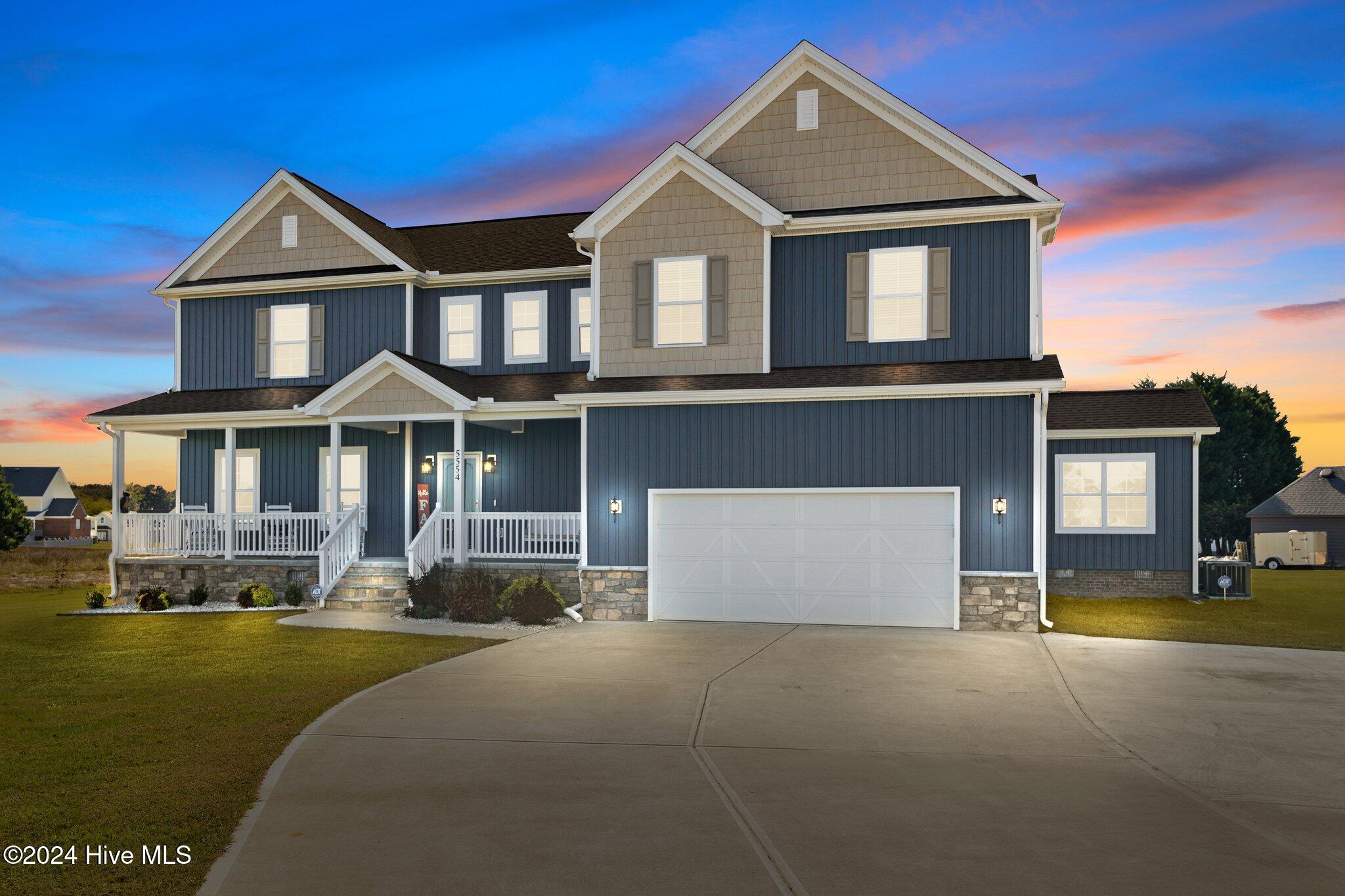 5554 Lake Vista Court Property Photo