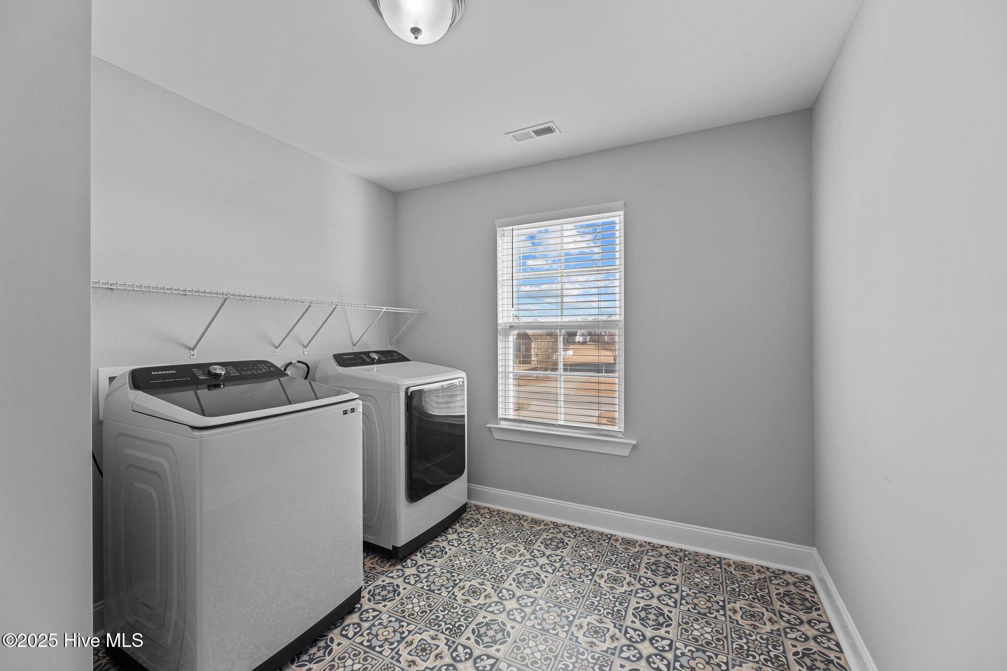 5554 Lake Vista Court Property Photo 31