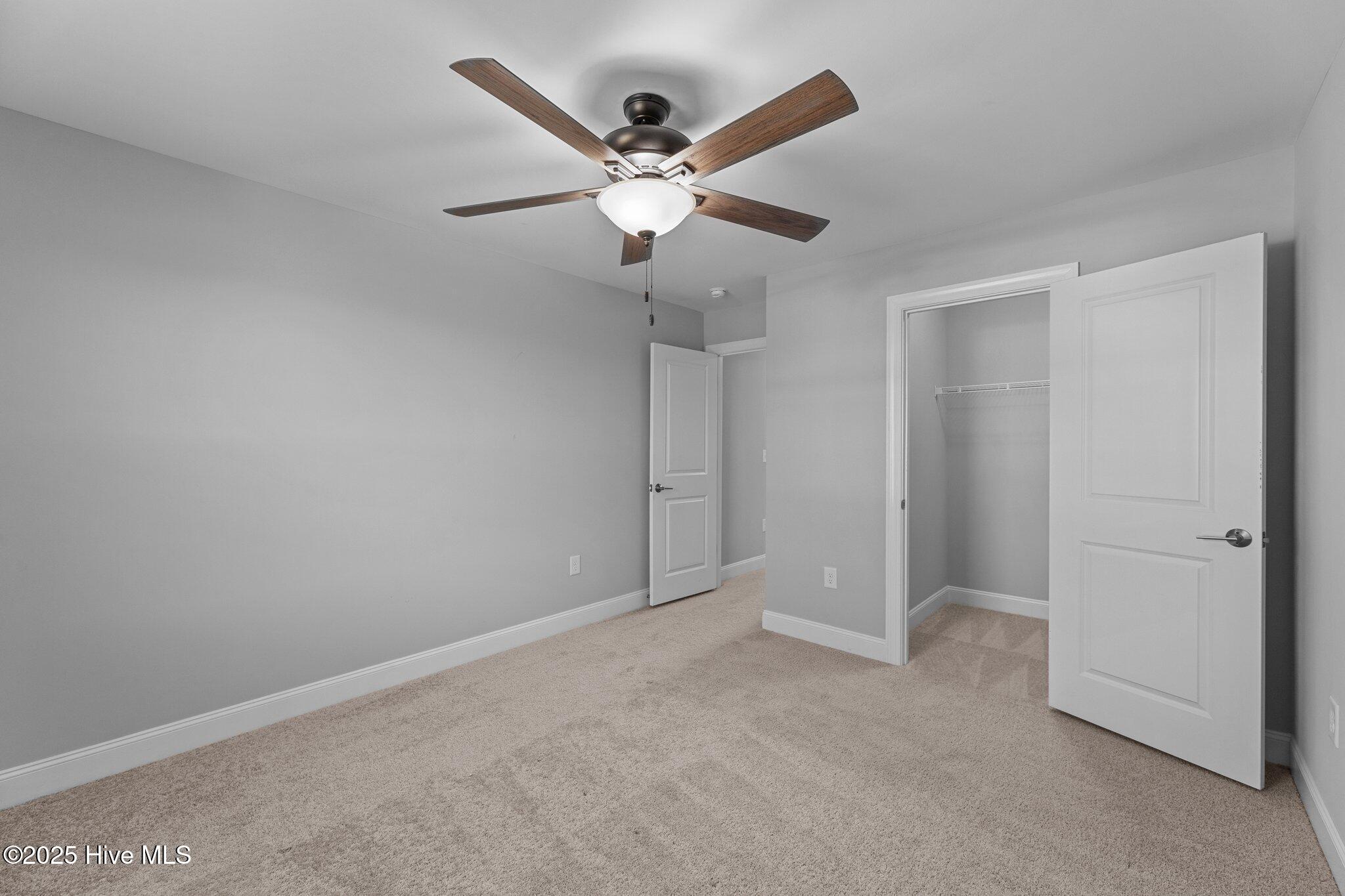 5554 Lake Vista Court Property Photo 43