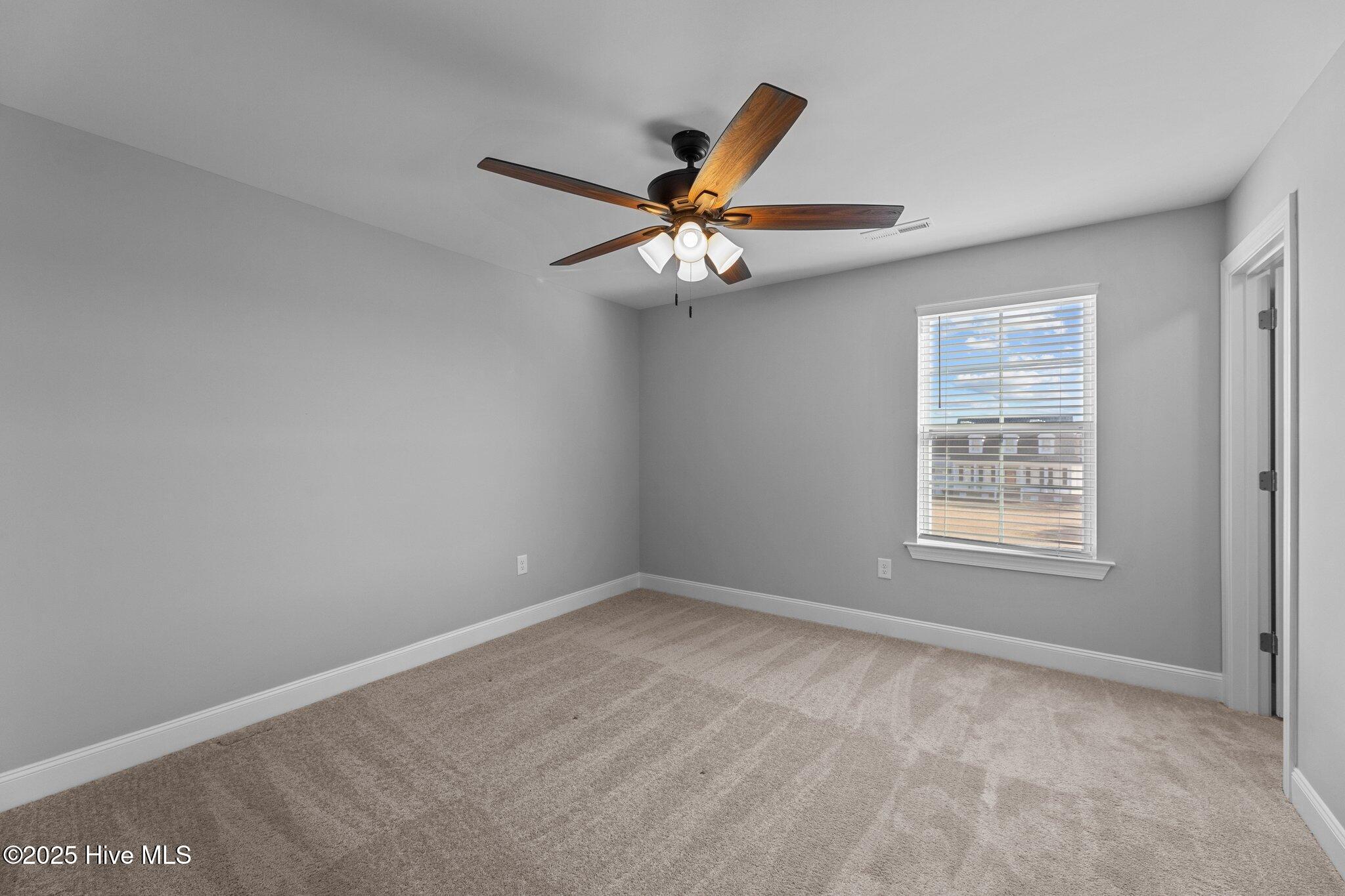 5554 Lake Vista Court Property Photo 44