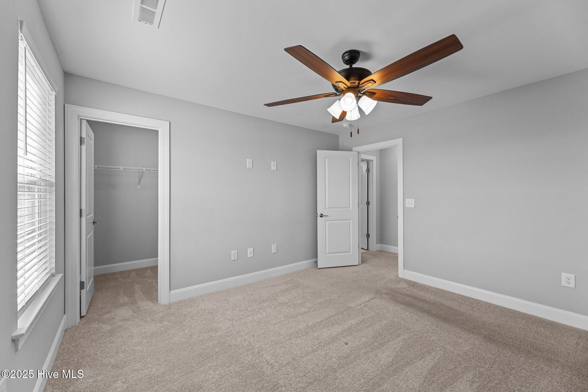 5554 Lake Vista Court Property Photo 45