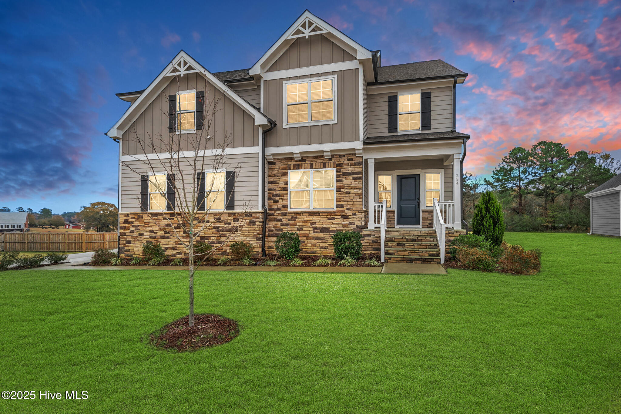 254 Dungannon Property Photo 2