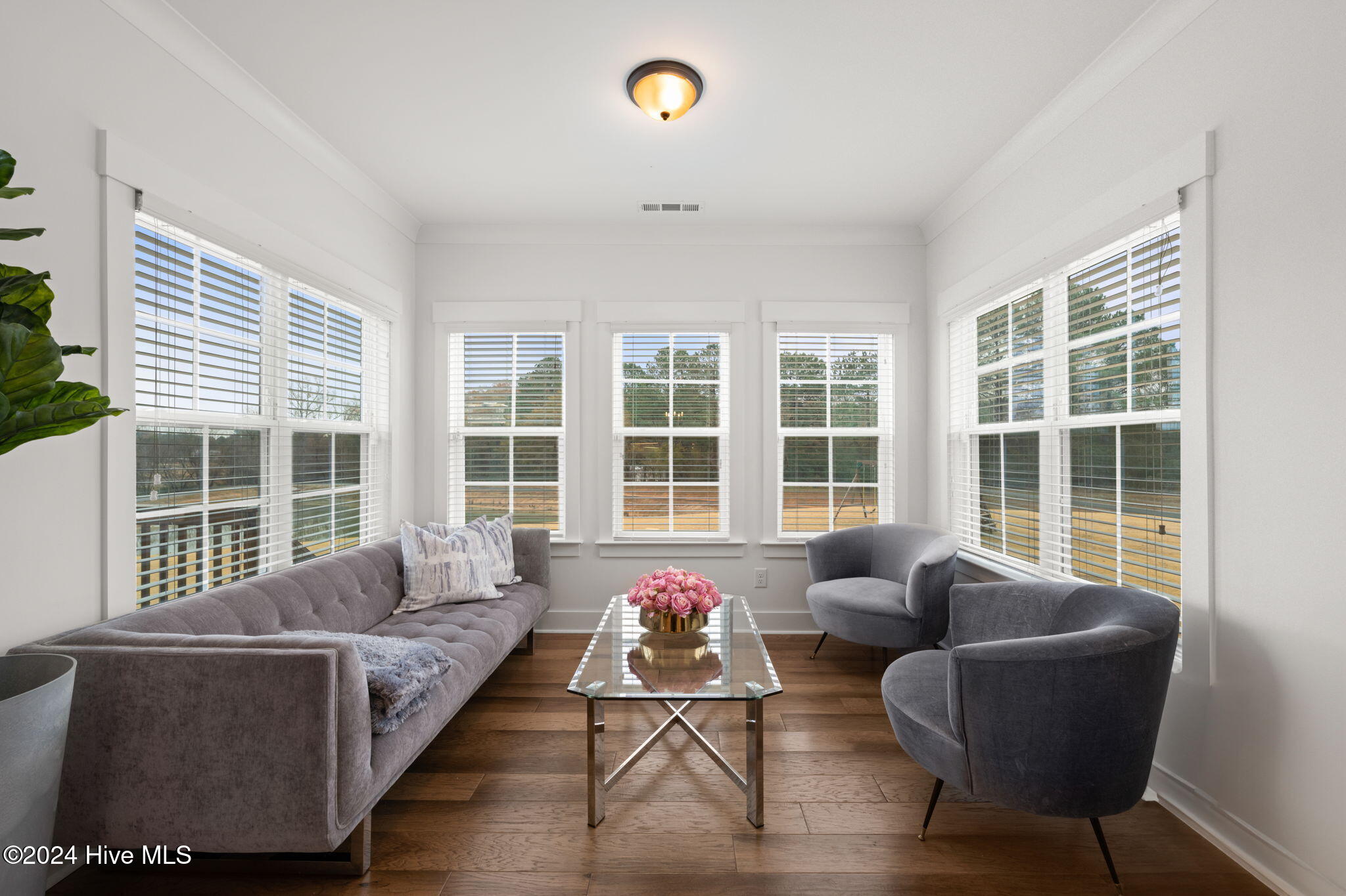 254 Dungannon Property Photo 12