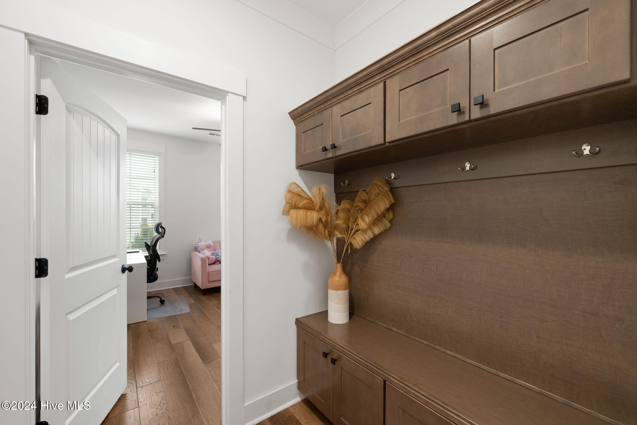 254 Dungannon Property Photo 18
