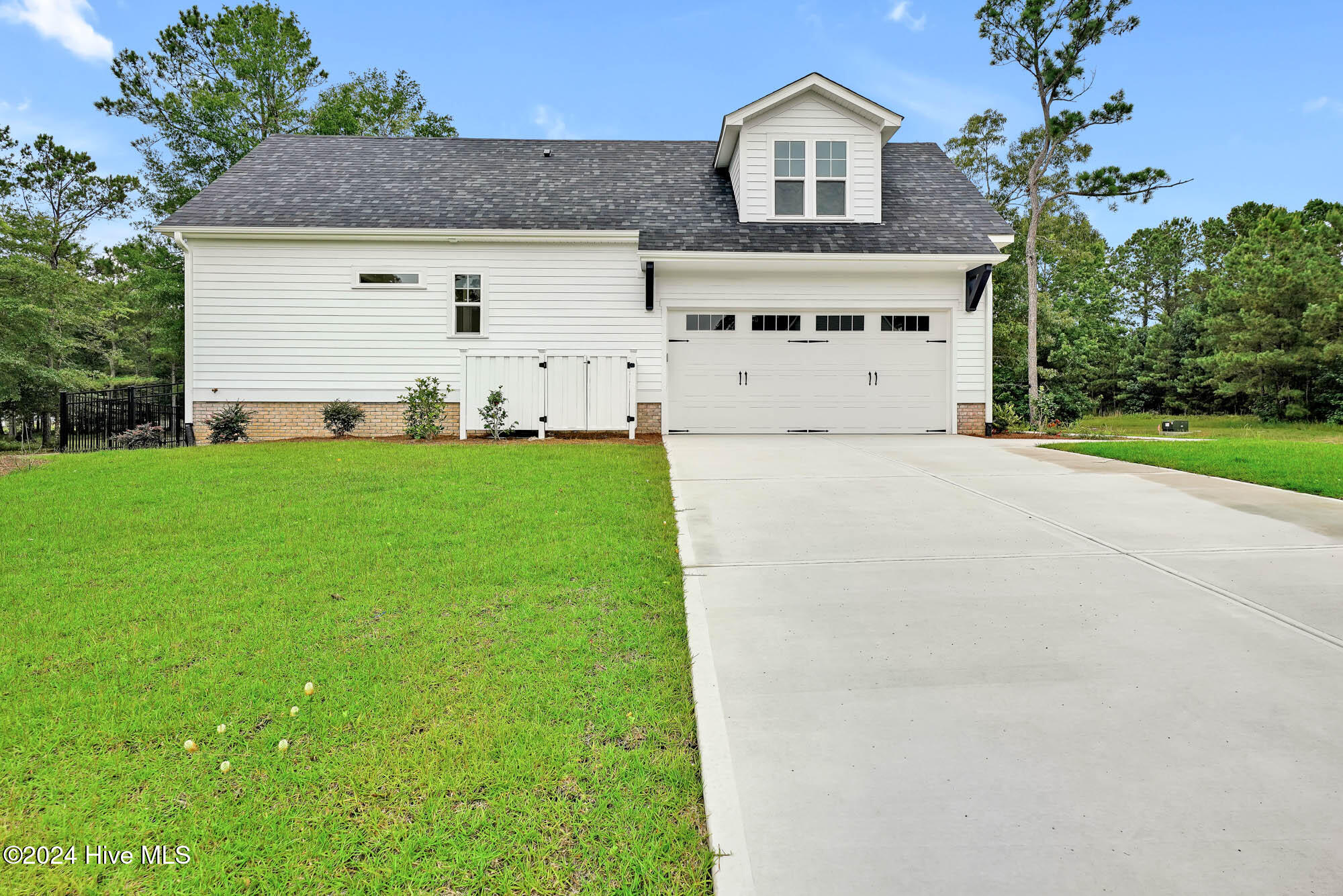 2210 Palm Pointe Property Photo 33