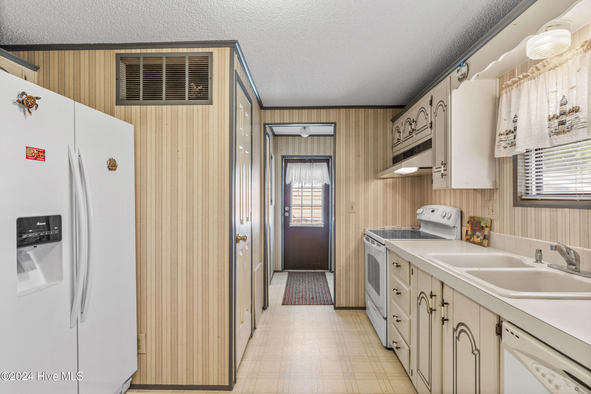 1613 Pinfish Lane Property Photo 16