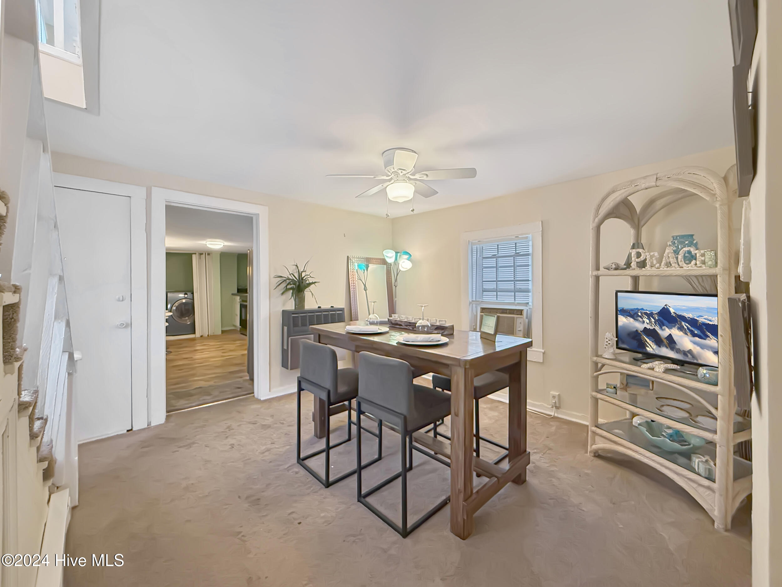 142 E Albemarle Street Property Photo 6