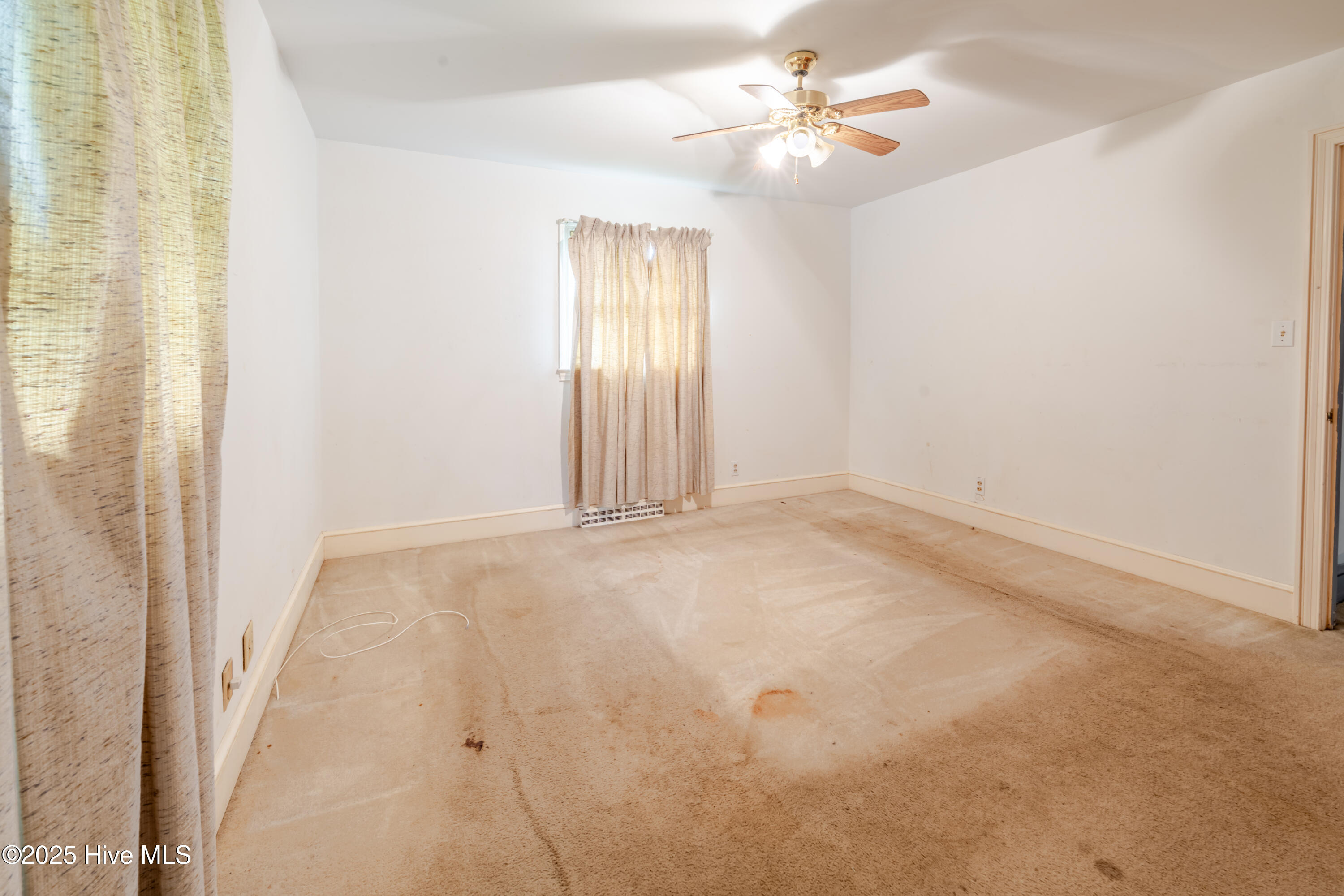 10154 Nc Highway 53 Property Photo 12
