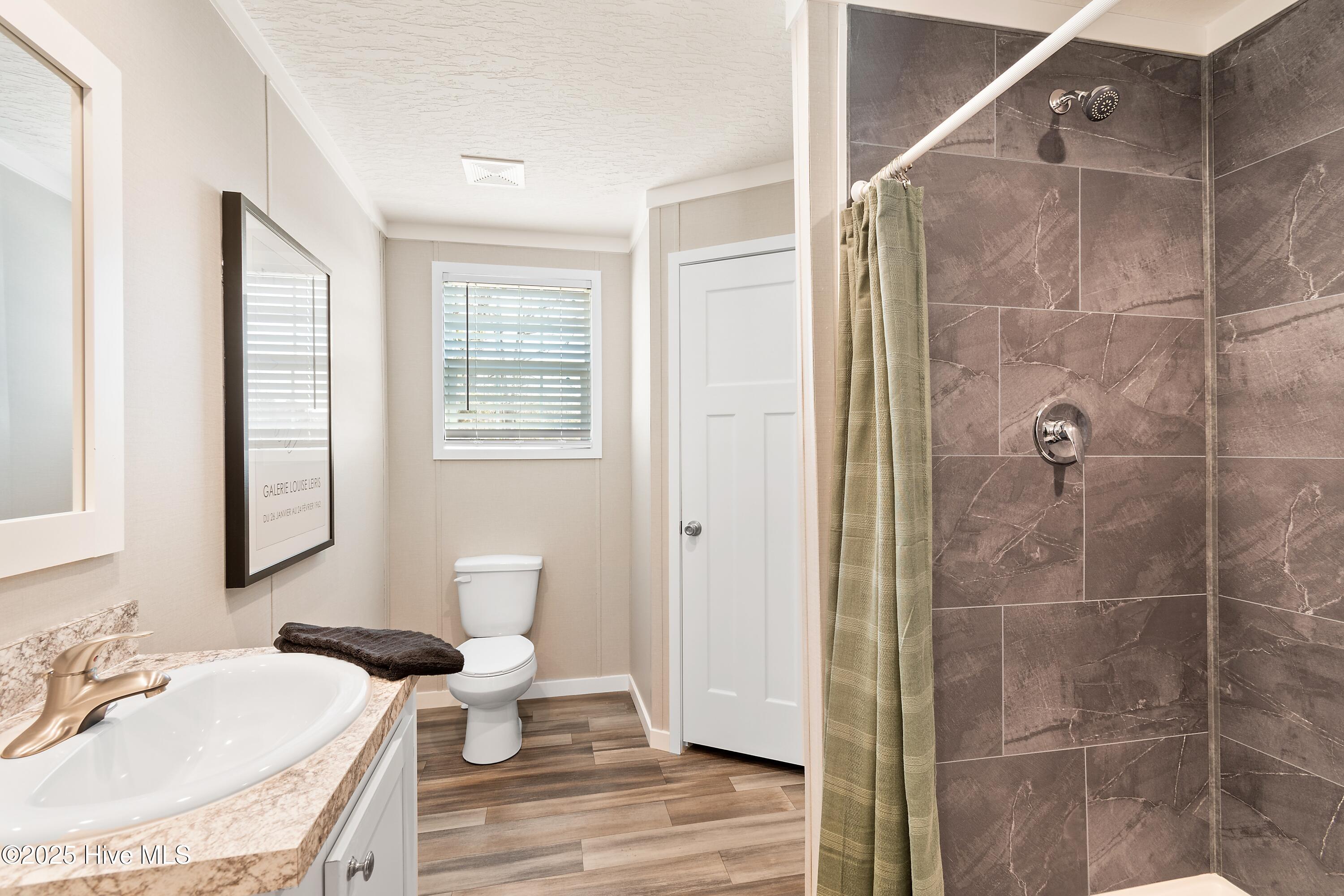 6777 Lewis Drive Property Photo 12