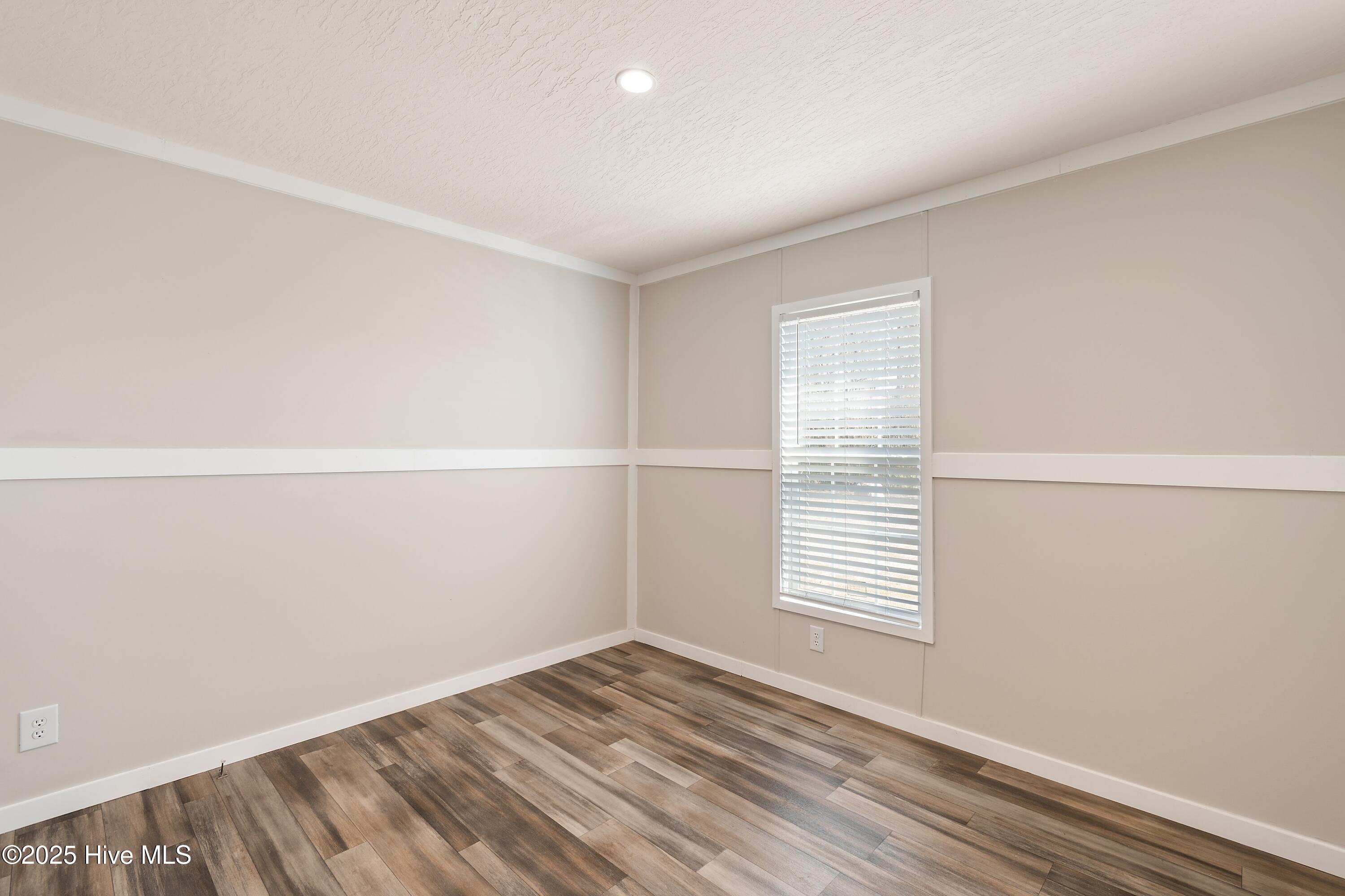 6777 Lewis Drive Property Photo 14