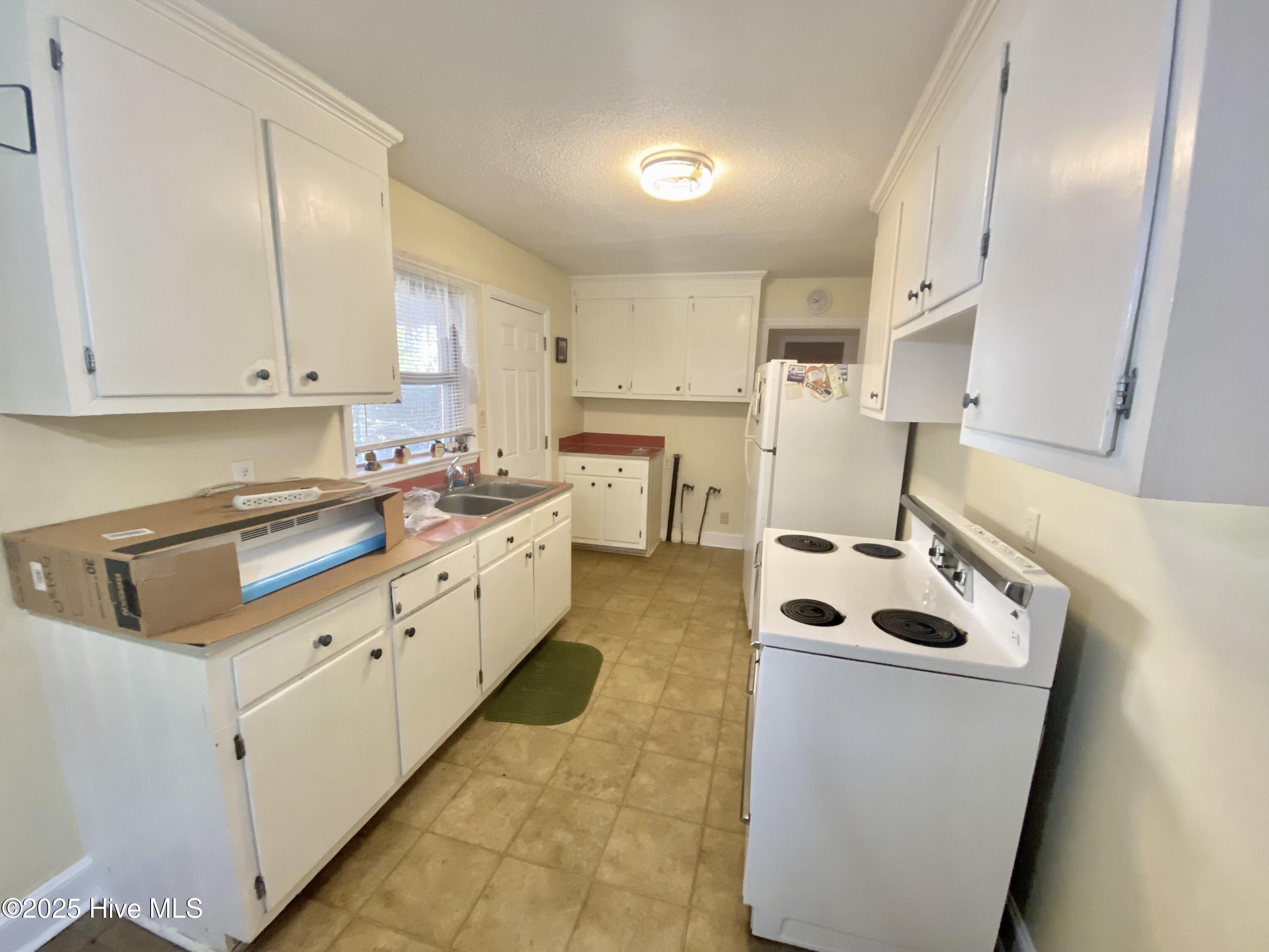 1902 Rogers Drive Property Photo 10