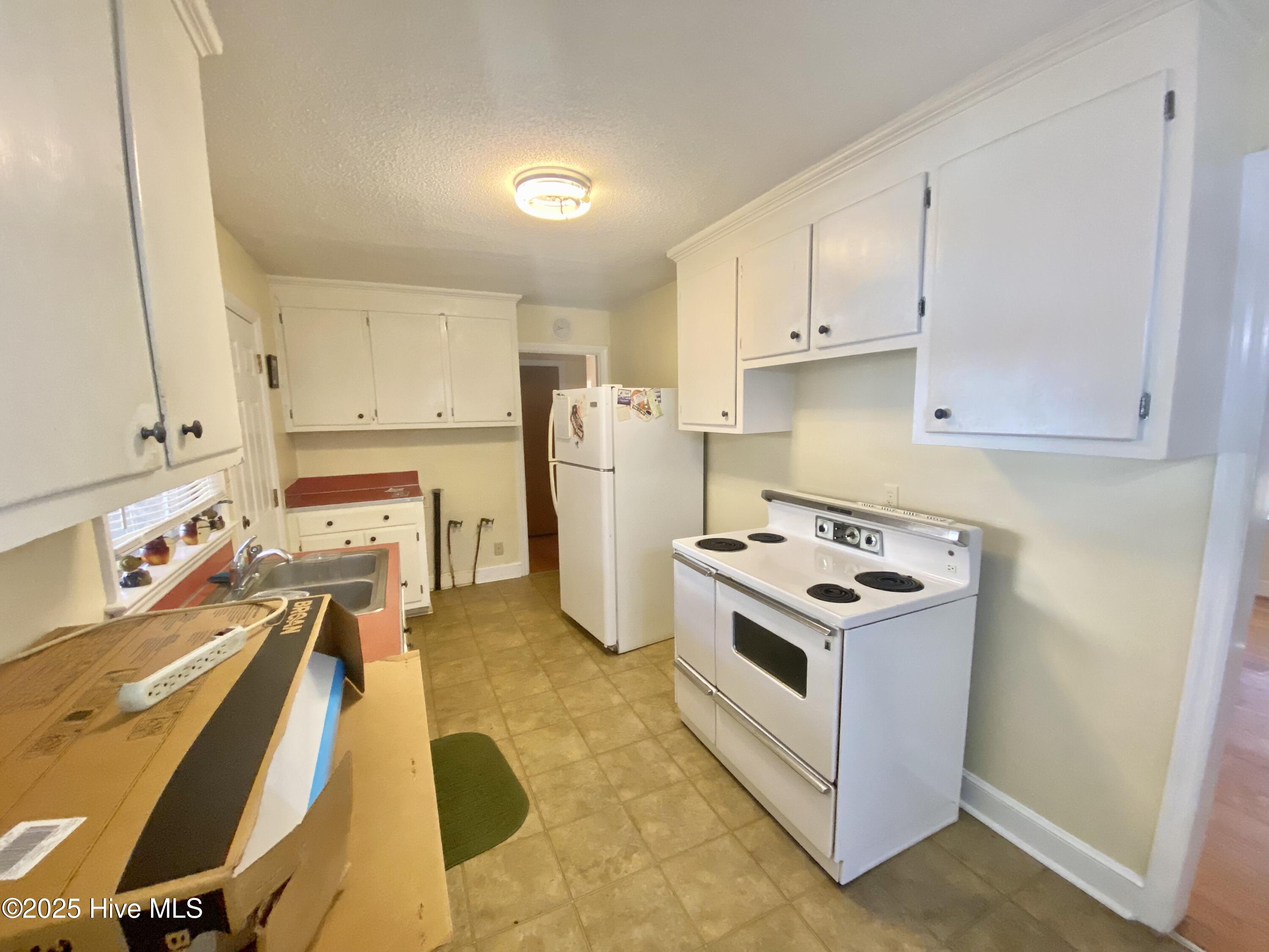 1902 Rogers Drive Property Photo 11