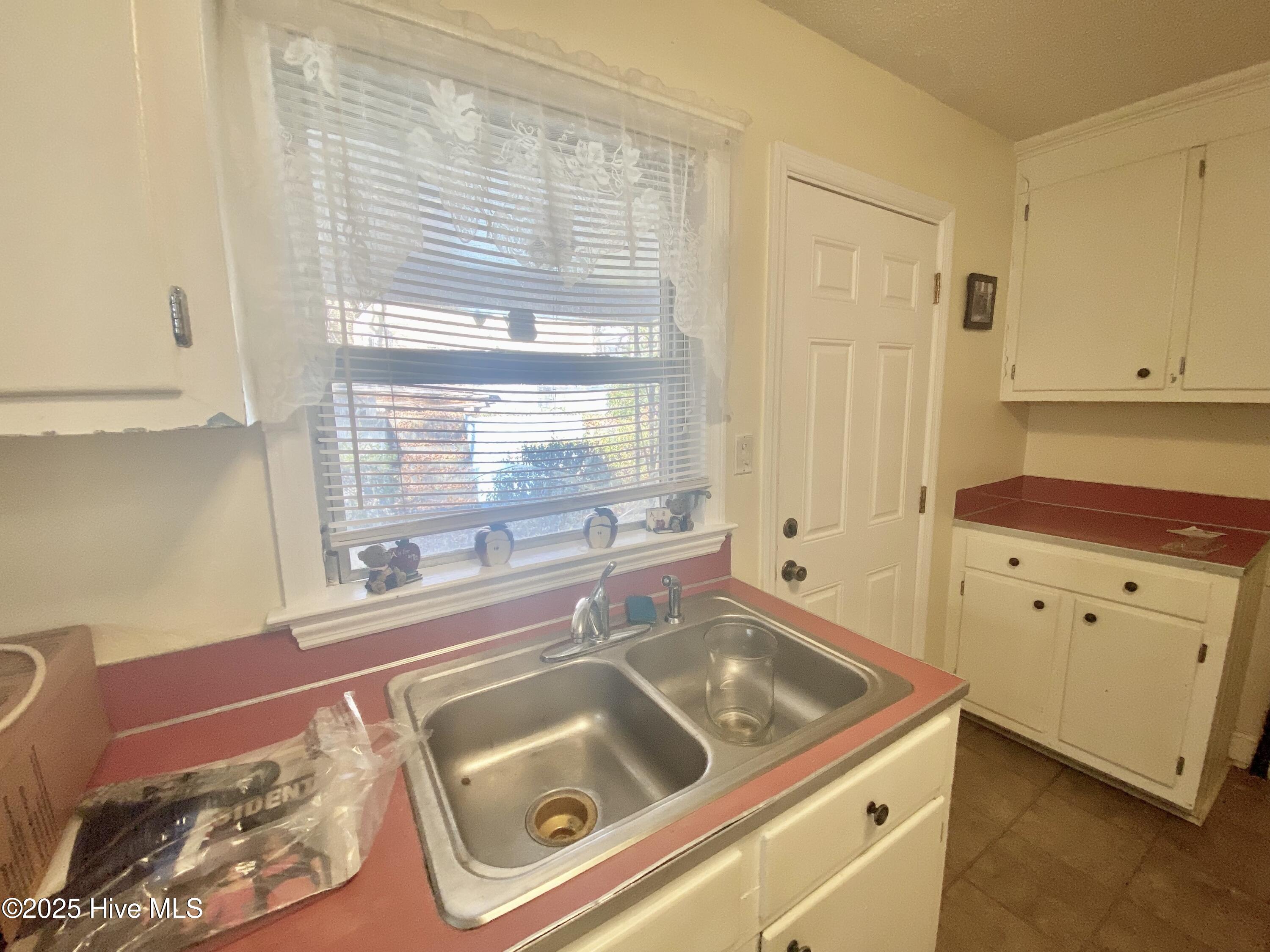 1902 Rogers Drive Property Photo 12