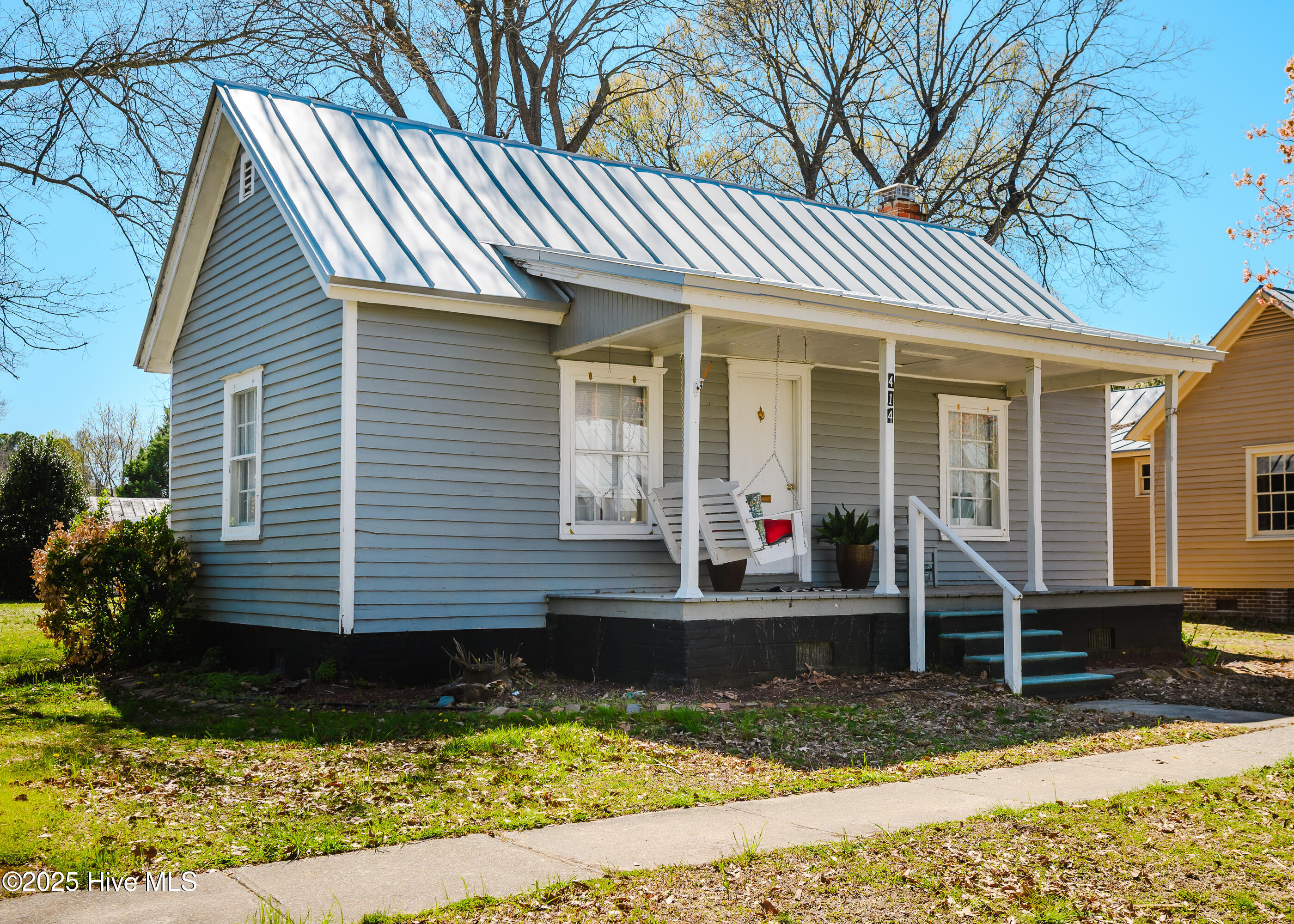 414 Phillips Street Property Photo 3