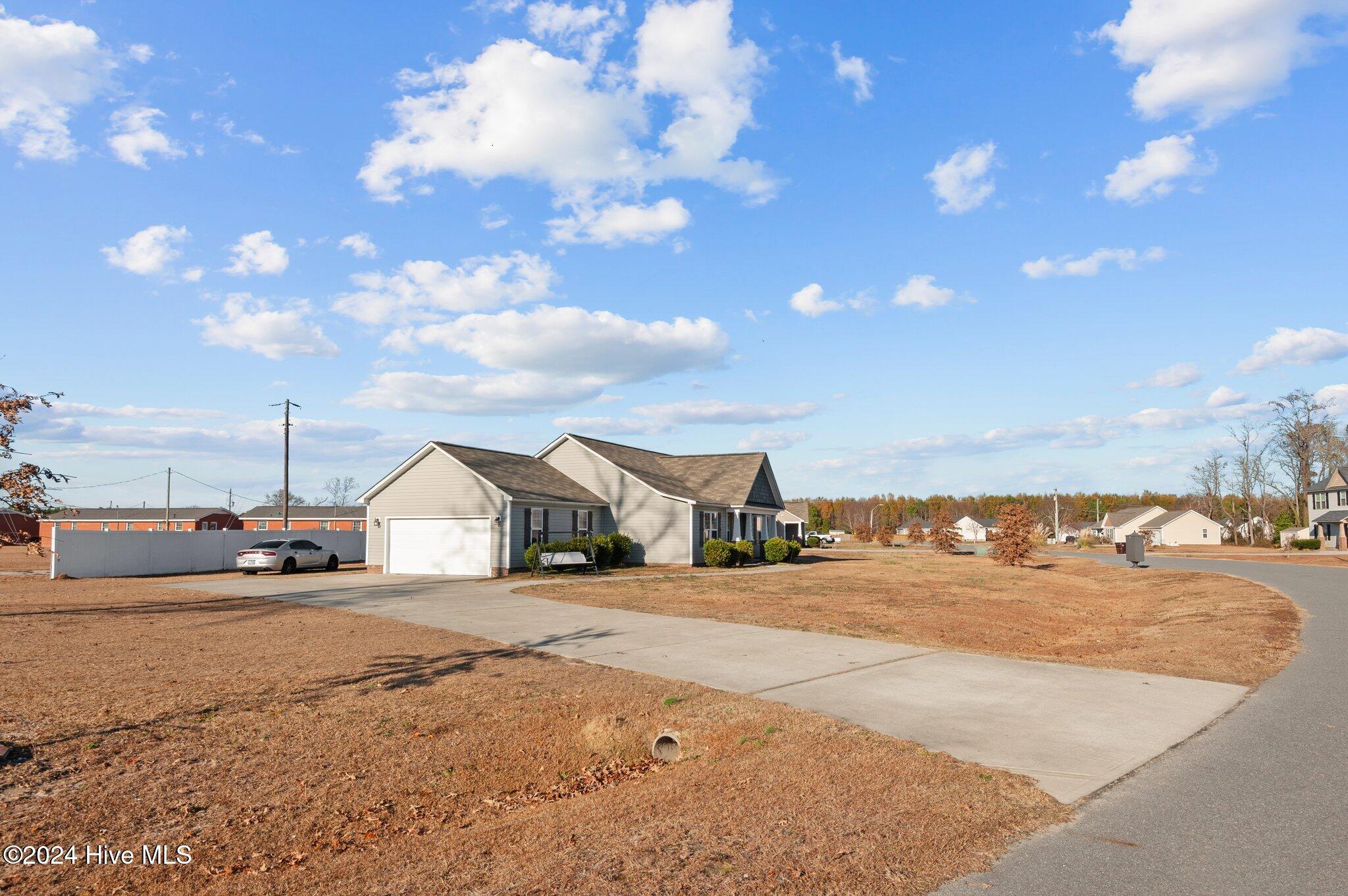 108 Caroline Lane Property Photo
