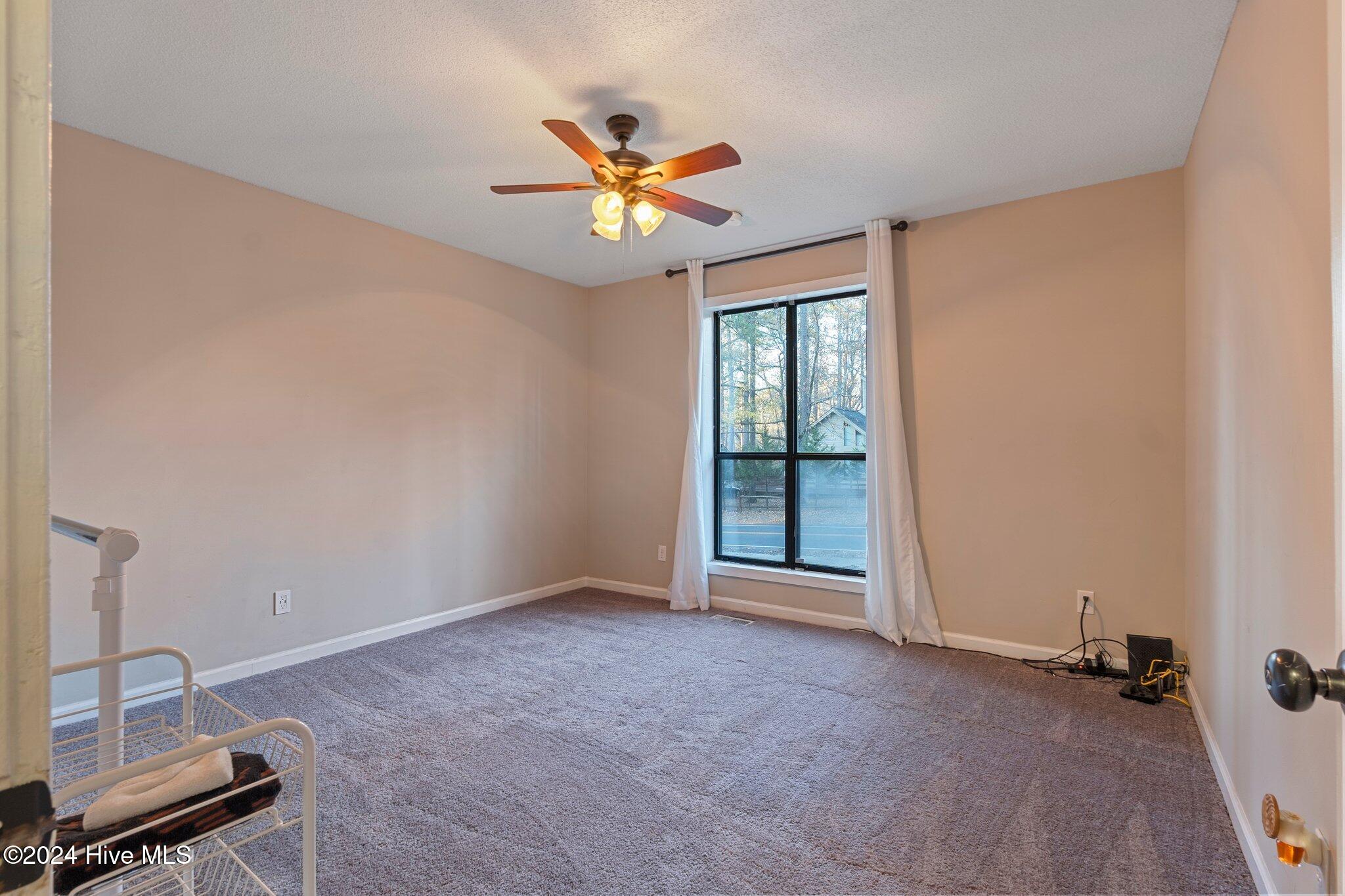 5901 Waters Edge Drive Property Photo 14