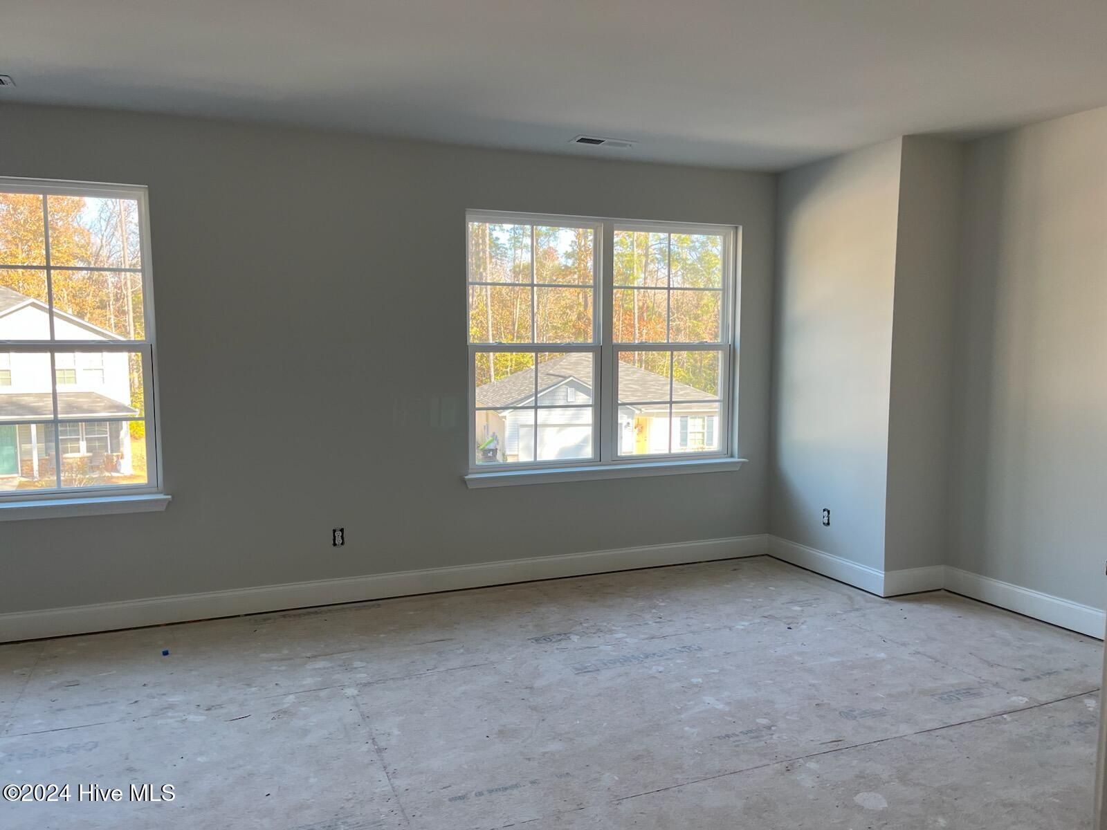 2598 Provence Drive Property Photo 18