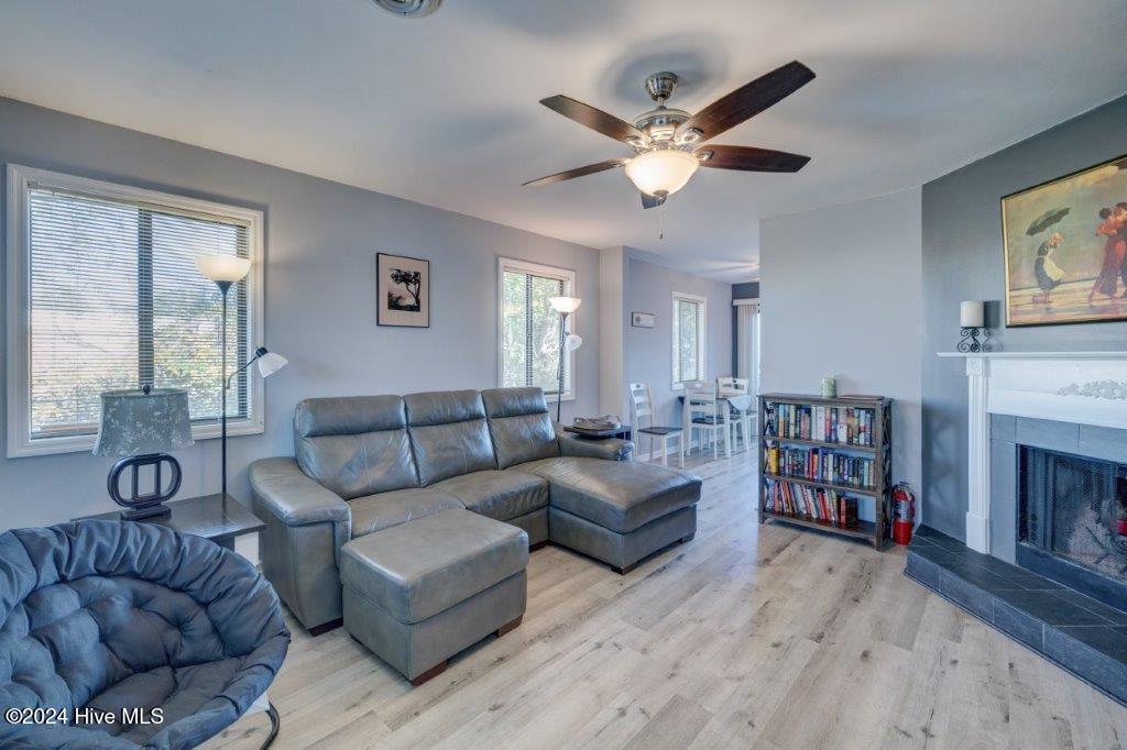 4153 Spirea Drive Unit 3 Property Photo 6