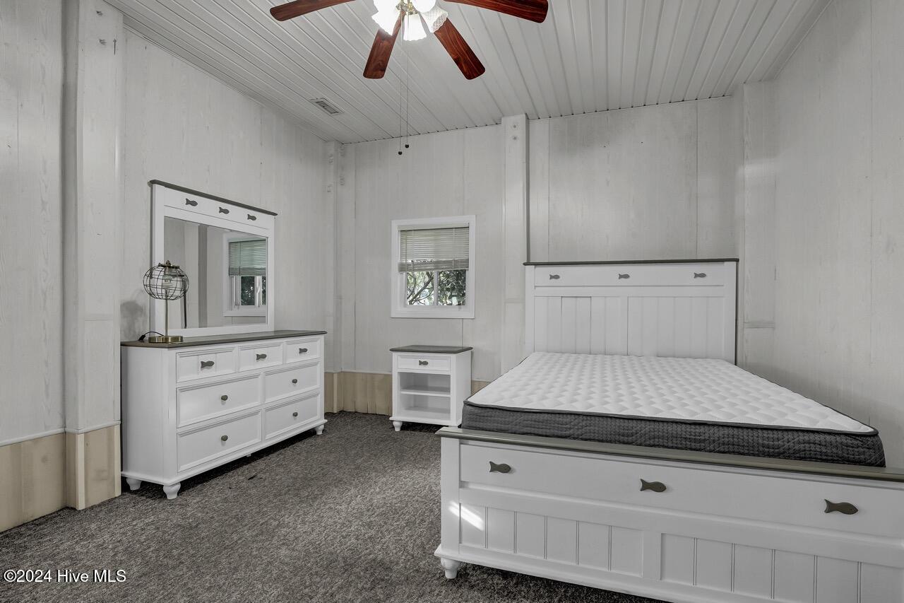 106 Clam Point Drive Property Photo 37