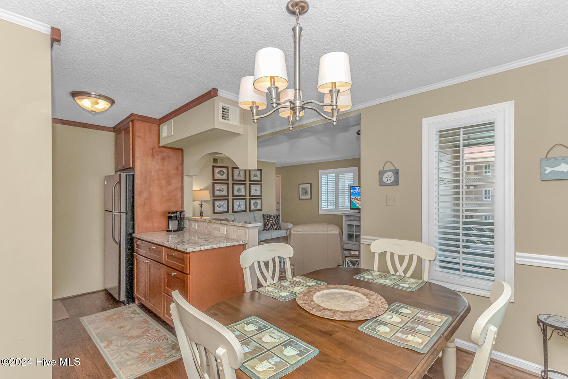 609 Hillside Drive # E-10 Property Photo 9
