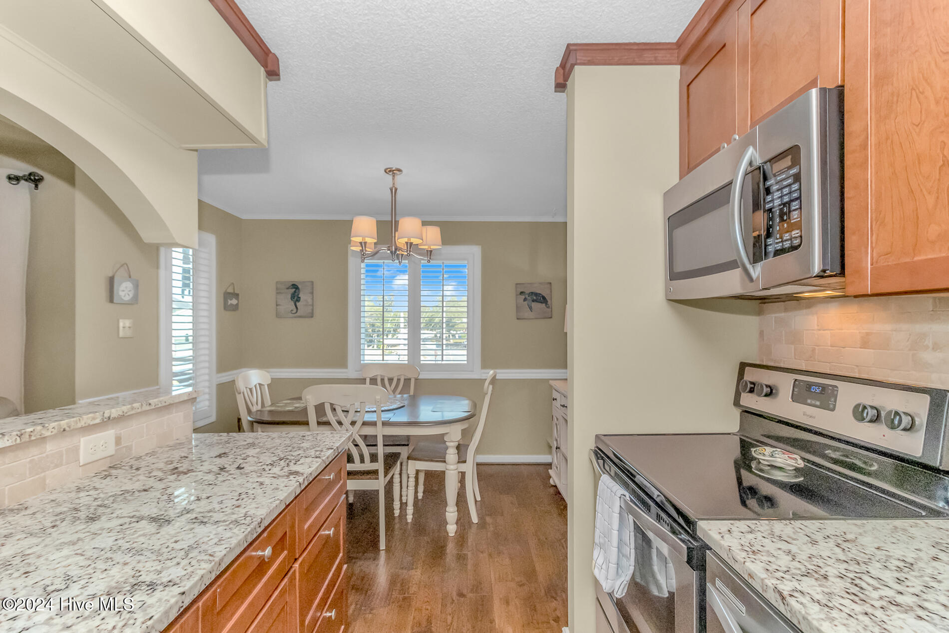 609 Hillside Drive # E-10 Property Photo 14