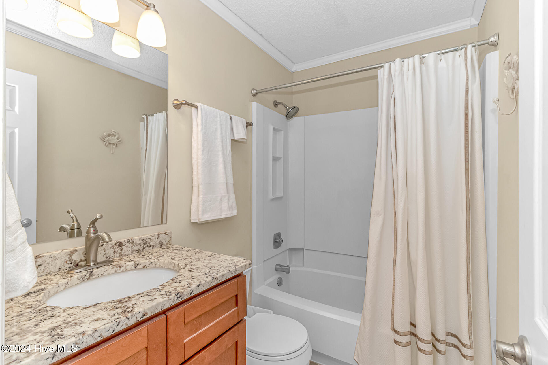 609 Hillside Drive # E-10 Property Photo 17