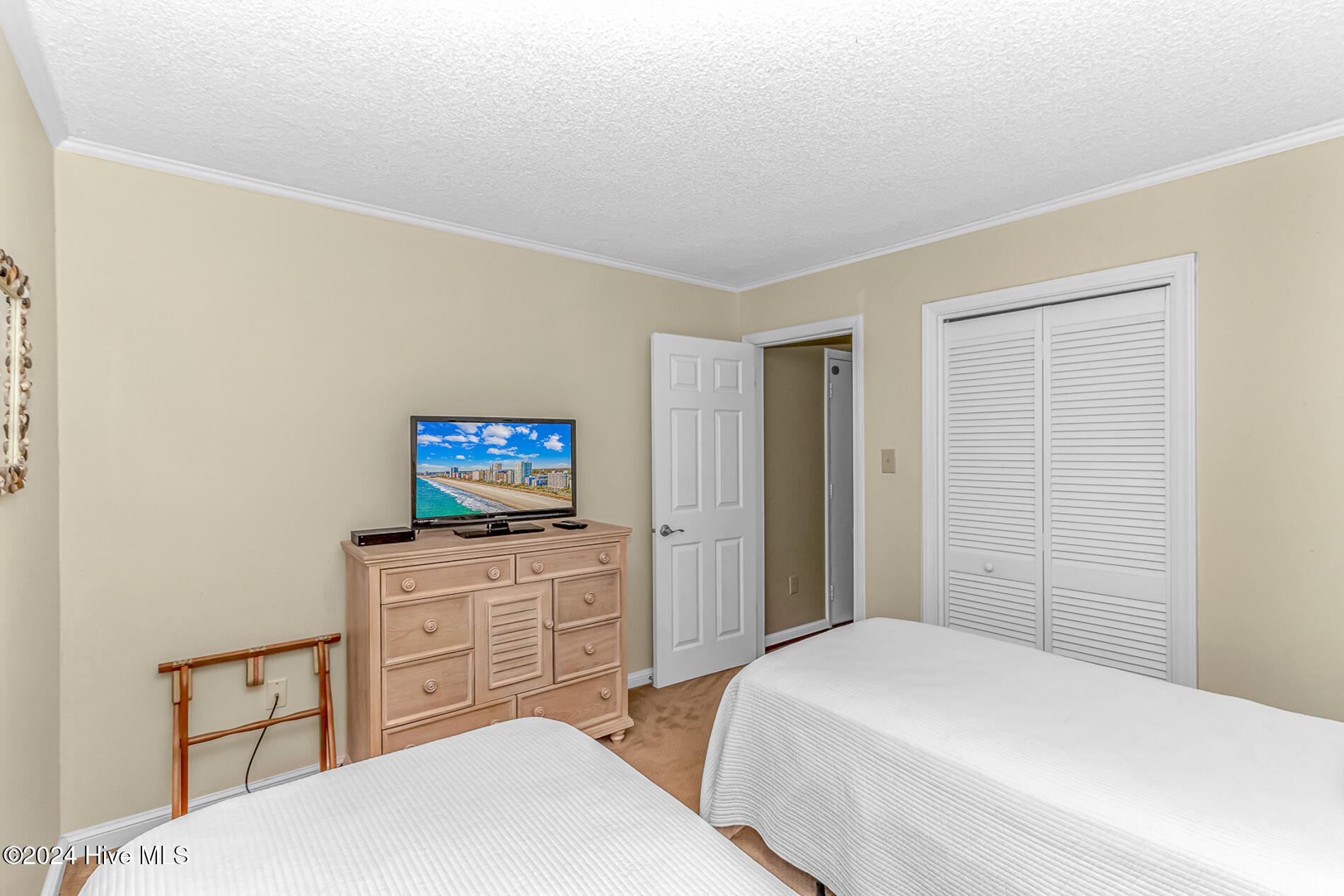 609 Hillside Drive # E-10 Property Photo 19