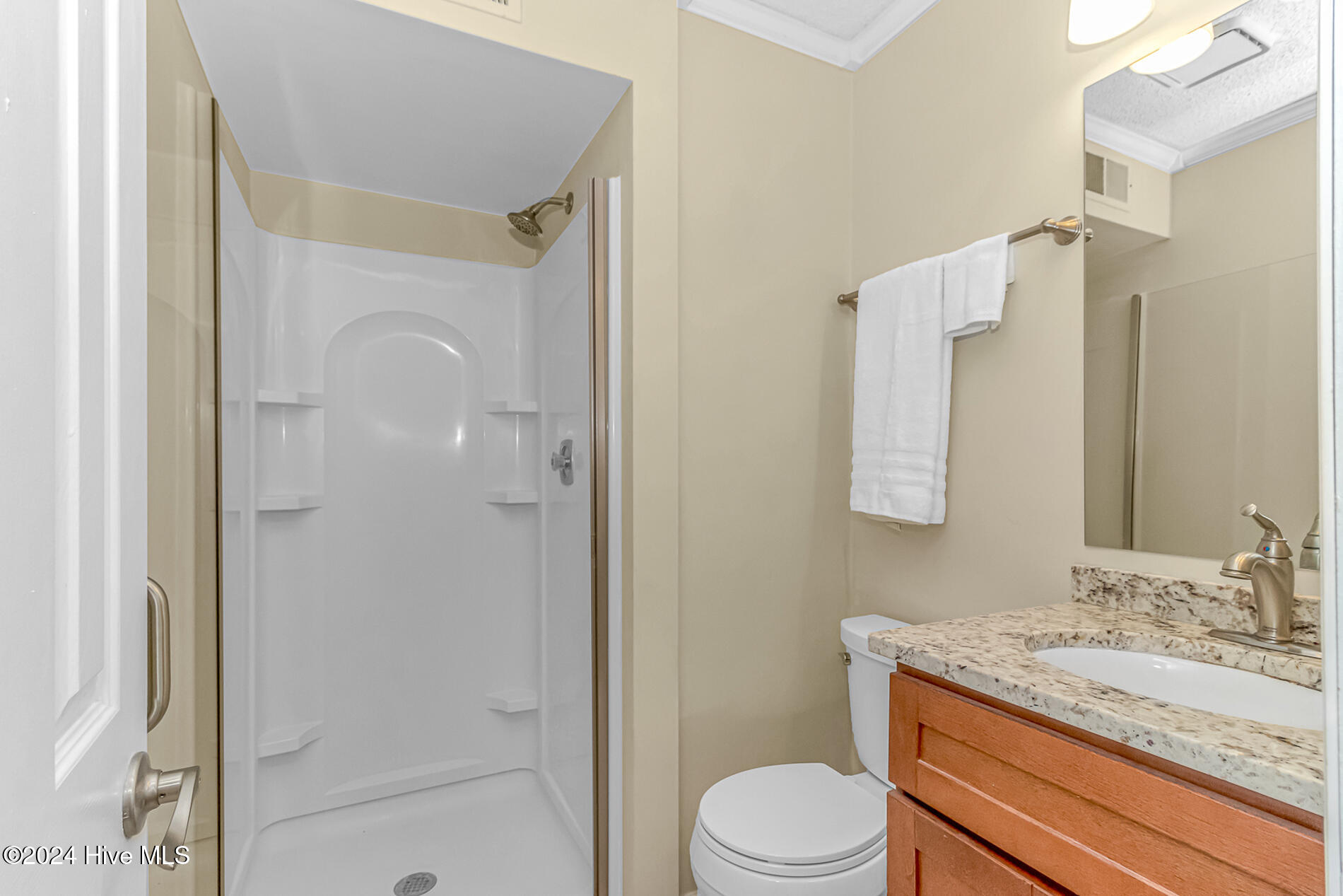 609 Hillside Drive # E-10 Property Photo 20