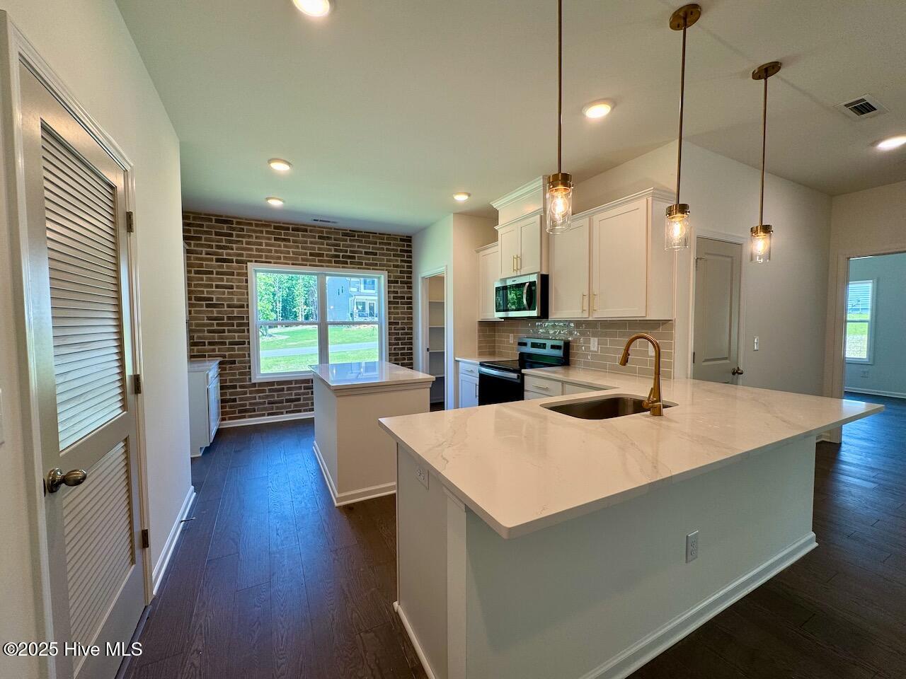19 Covey Wise Way Property Photo 15