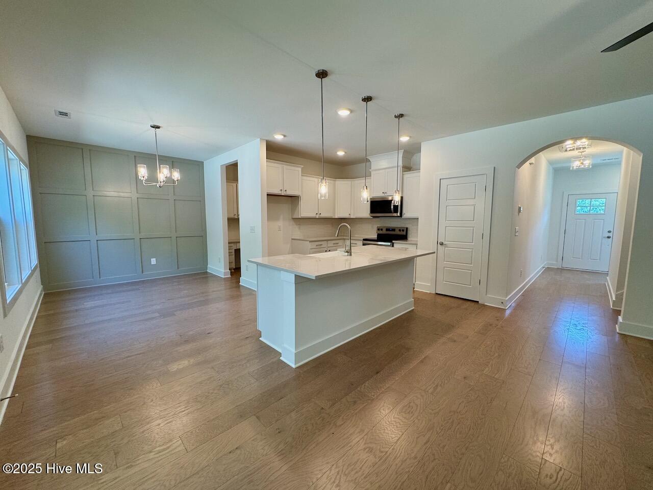 262 Grand Griffon Way Property Photo 9