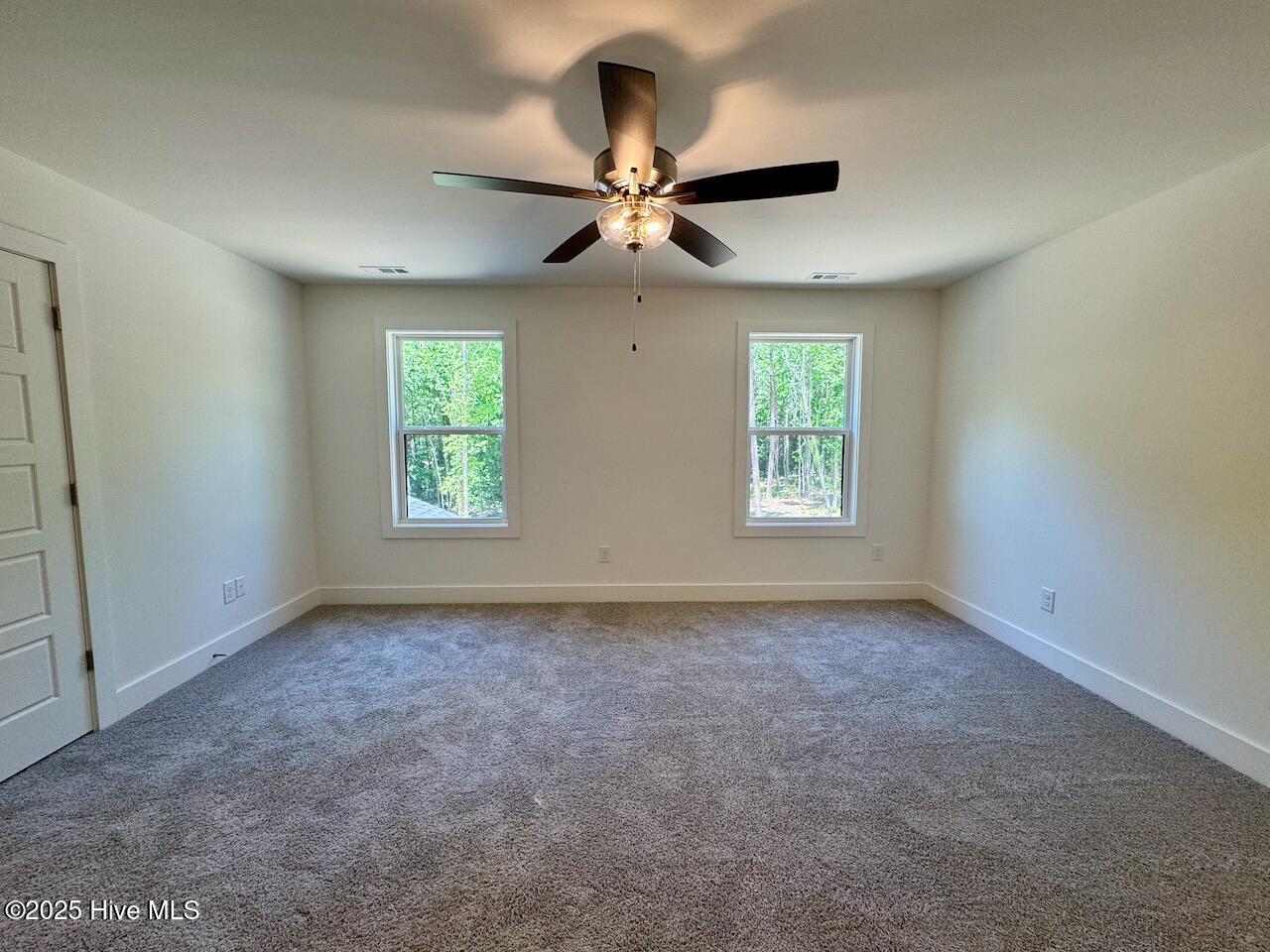 262 Grand Griffon Way Property Photo 25