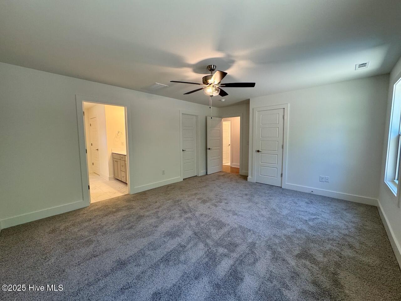 262 Grand Griffon Way Property Photo 26