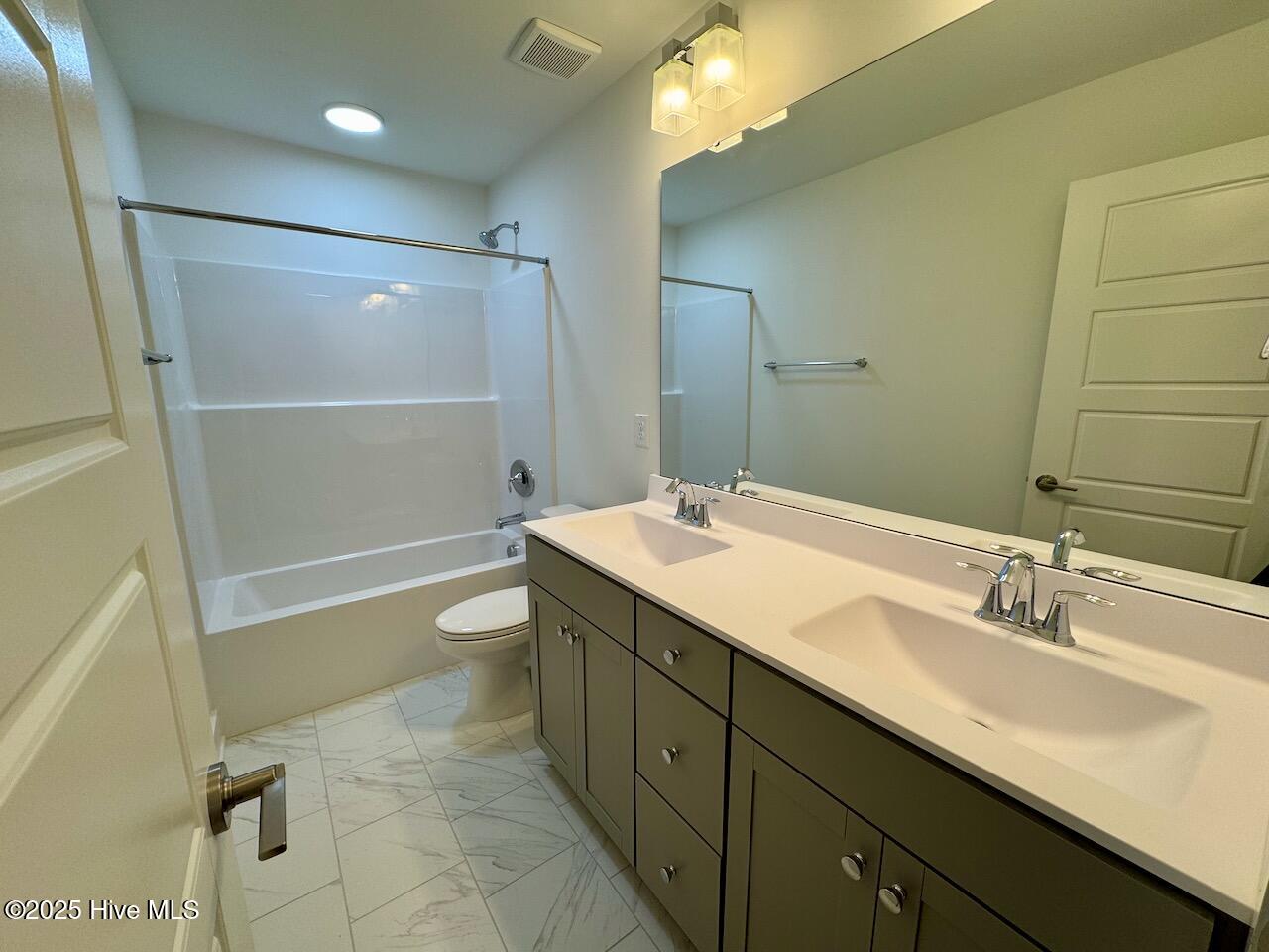262 Grand Griffon Way Property Photo 42