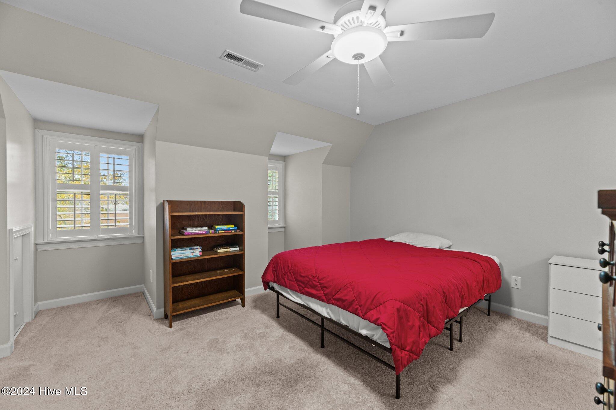 611 Creekwood Drive Property Photo 29