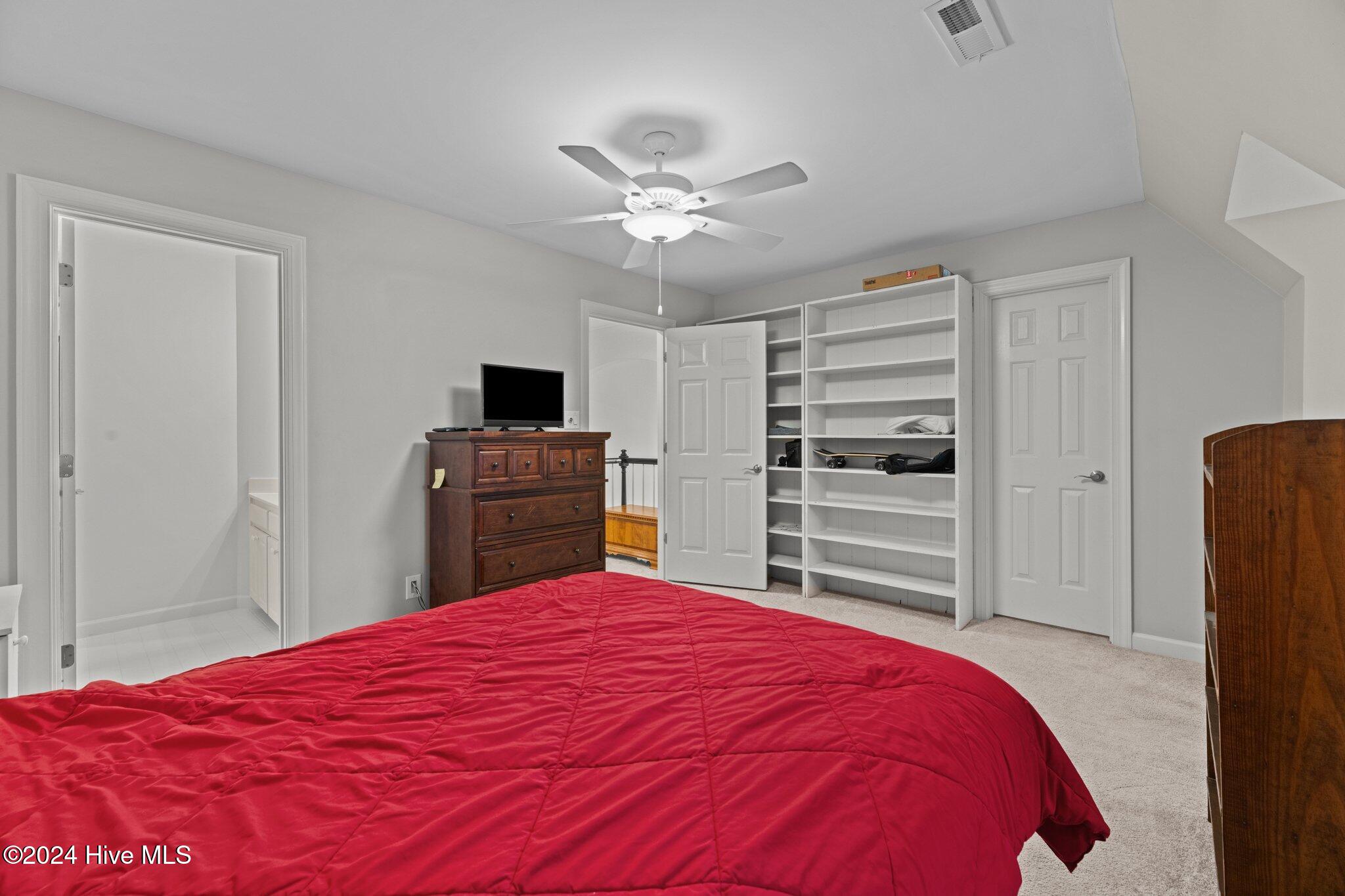 611 Creekwood Drive Property Photo 30
