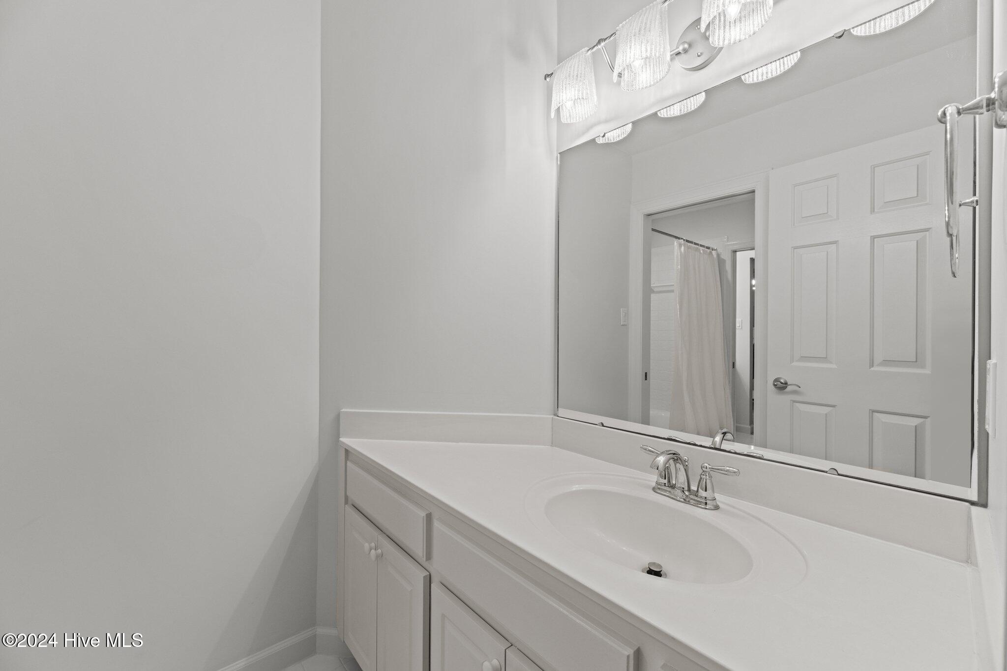 611 Creekwood Drive Property Photo 31