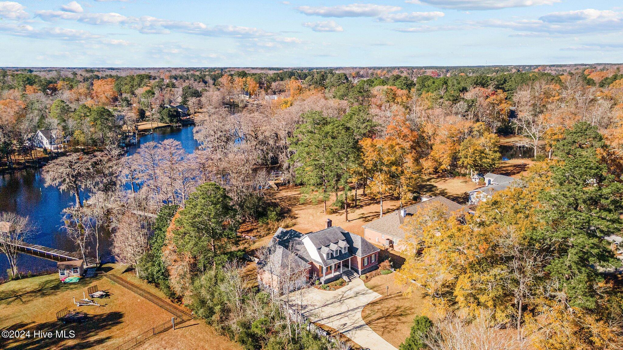 611 Creekwood Drive Property Photo 63