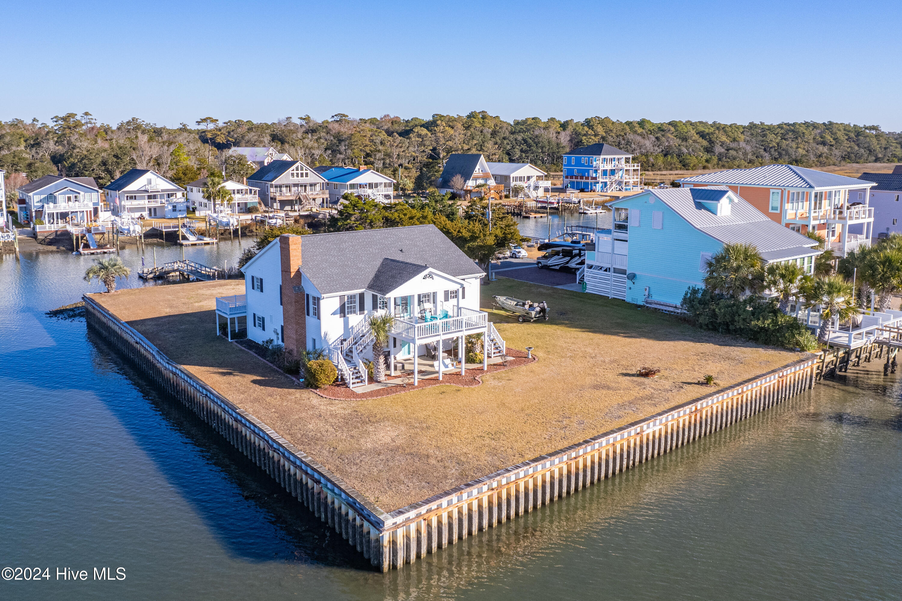 1766 E Sea Aire Canal Property Photo 1