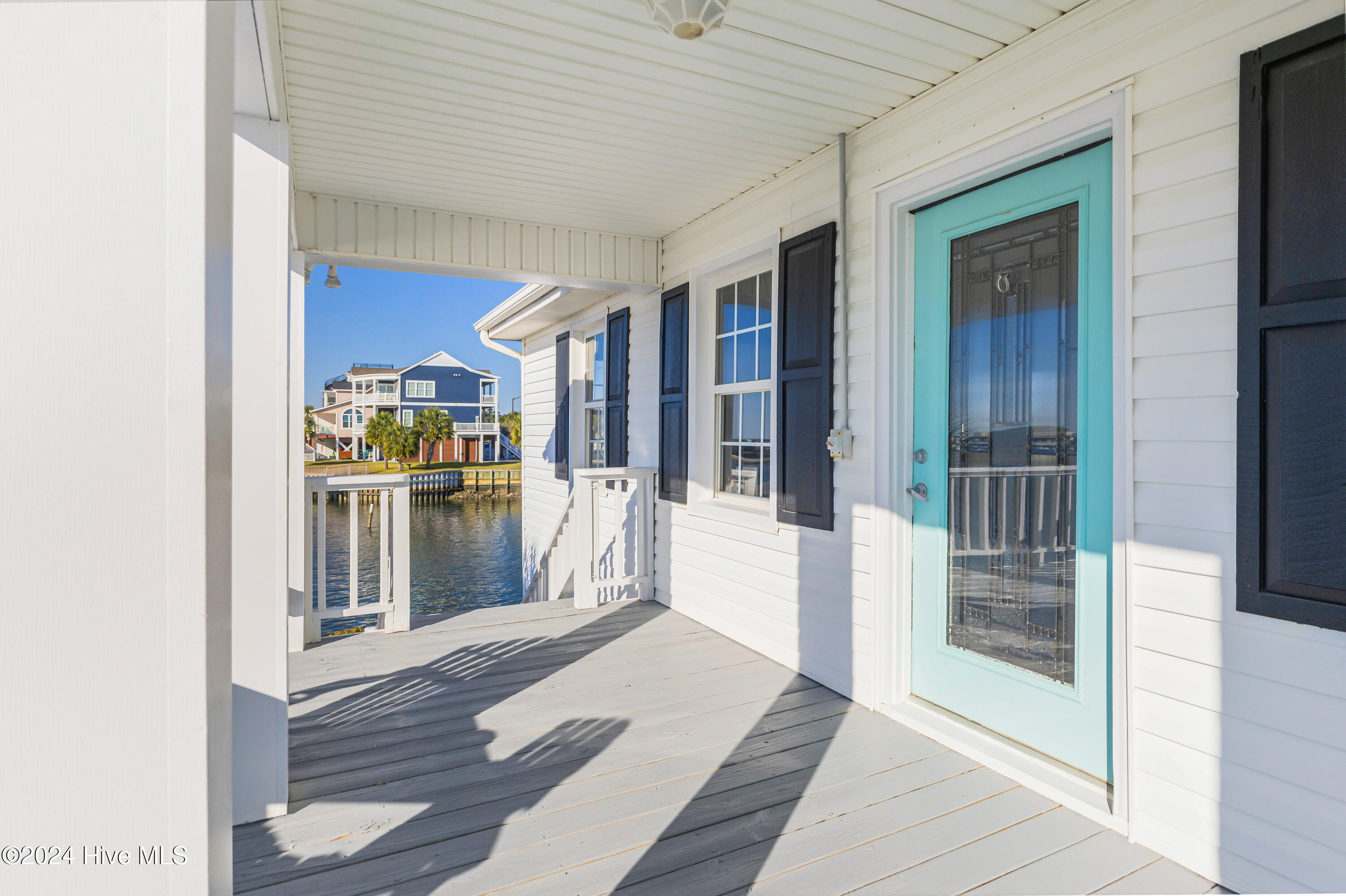 1766 E Sea Aire Canal Property Photo 14