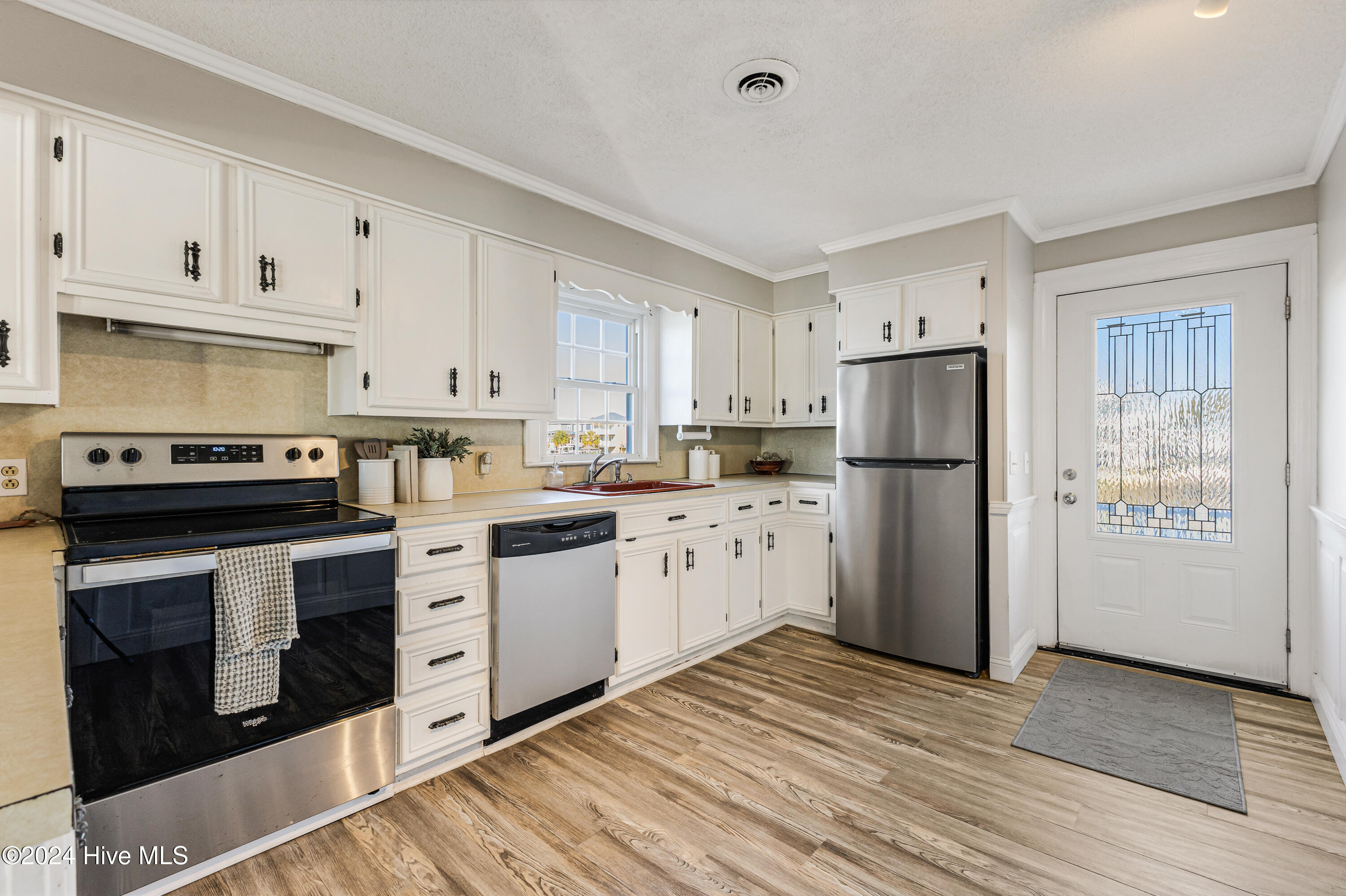 1766 E Sea Aire Canal Property Photo 42