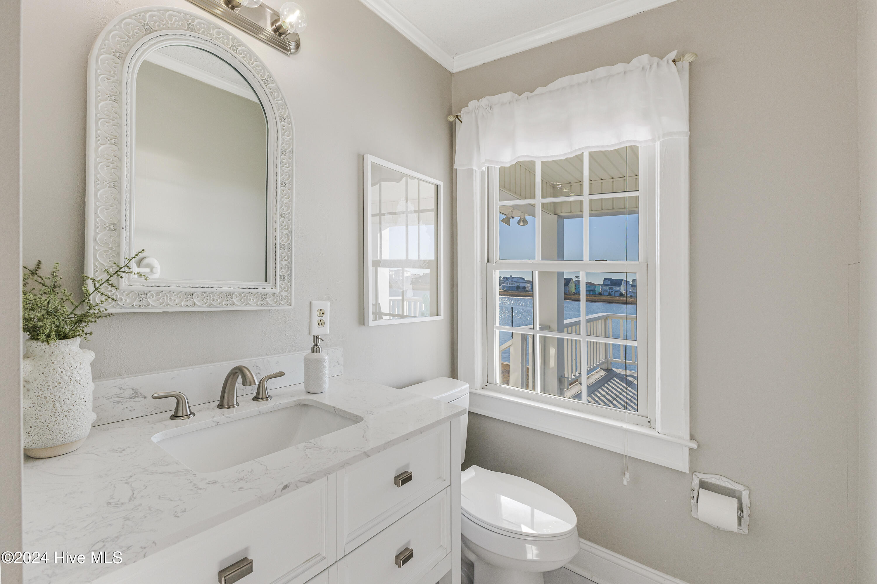 1766 E Sea Aire Canal Property Photo 48
