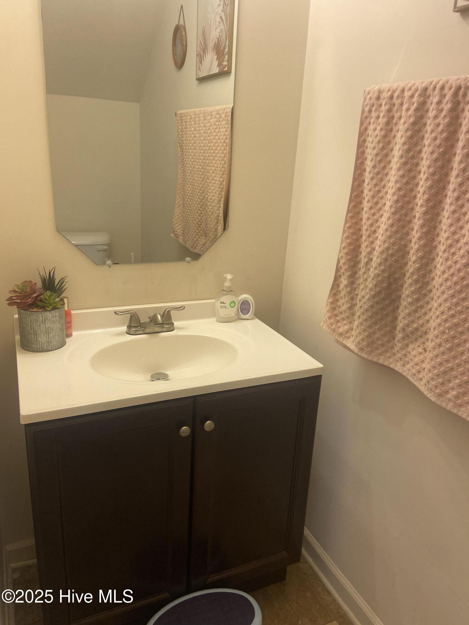 49 Patrick Henry Circle Property Photo 10