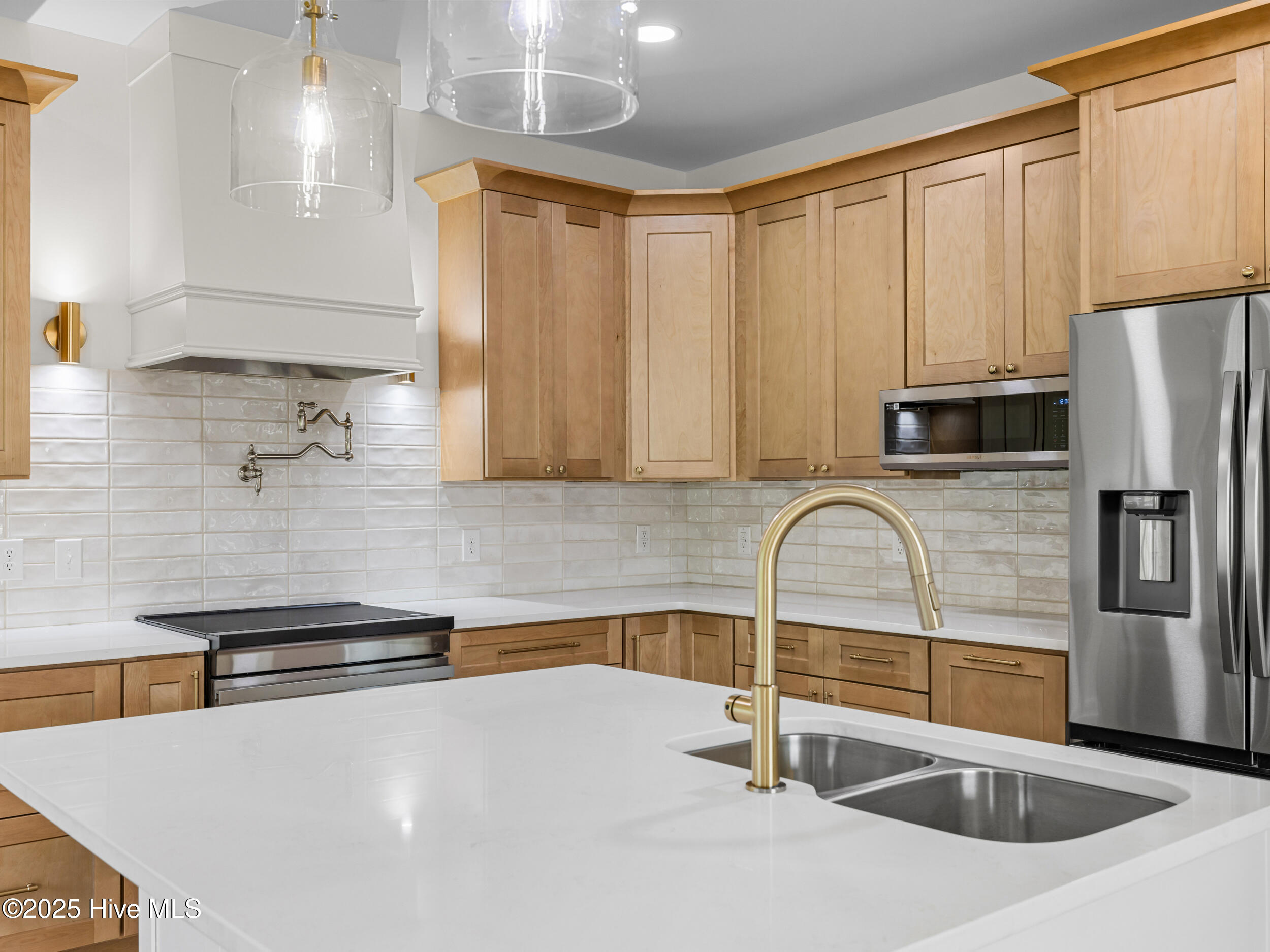 305 Belgian Court Property Photo 7