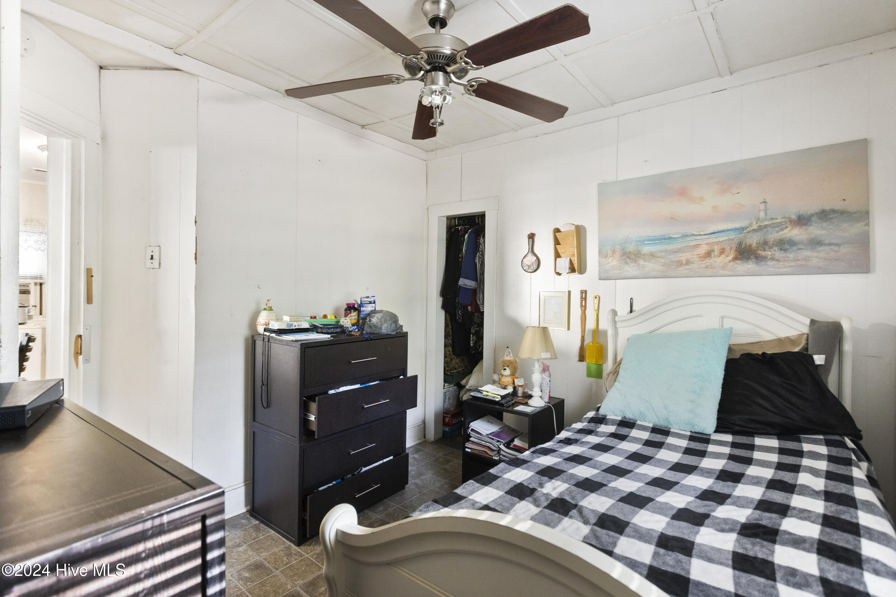 9715 River Road Property Photo 14