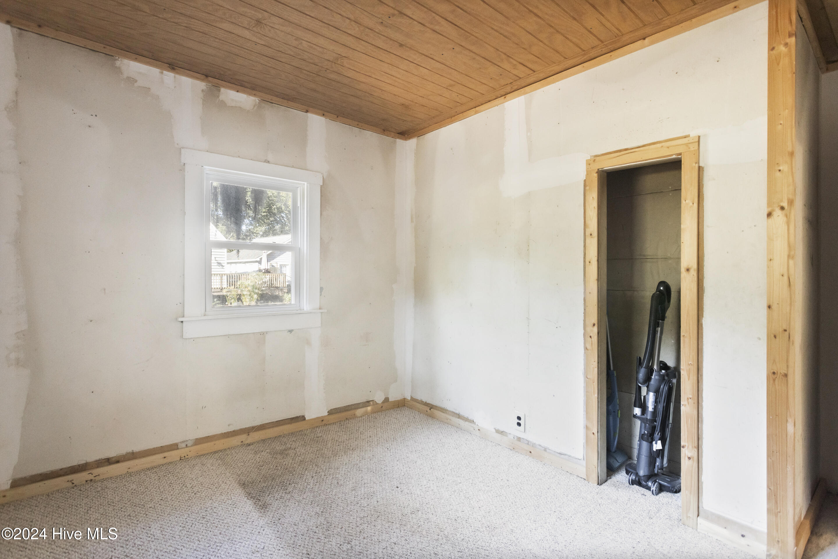 9715 River Road Property Photo 29