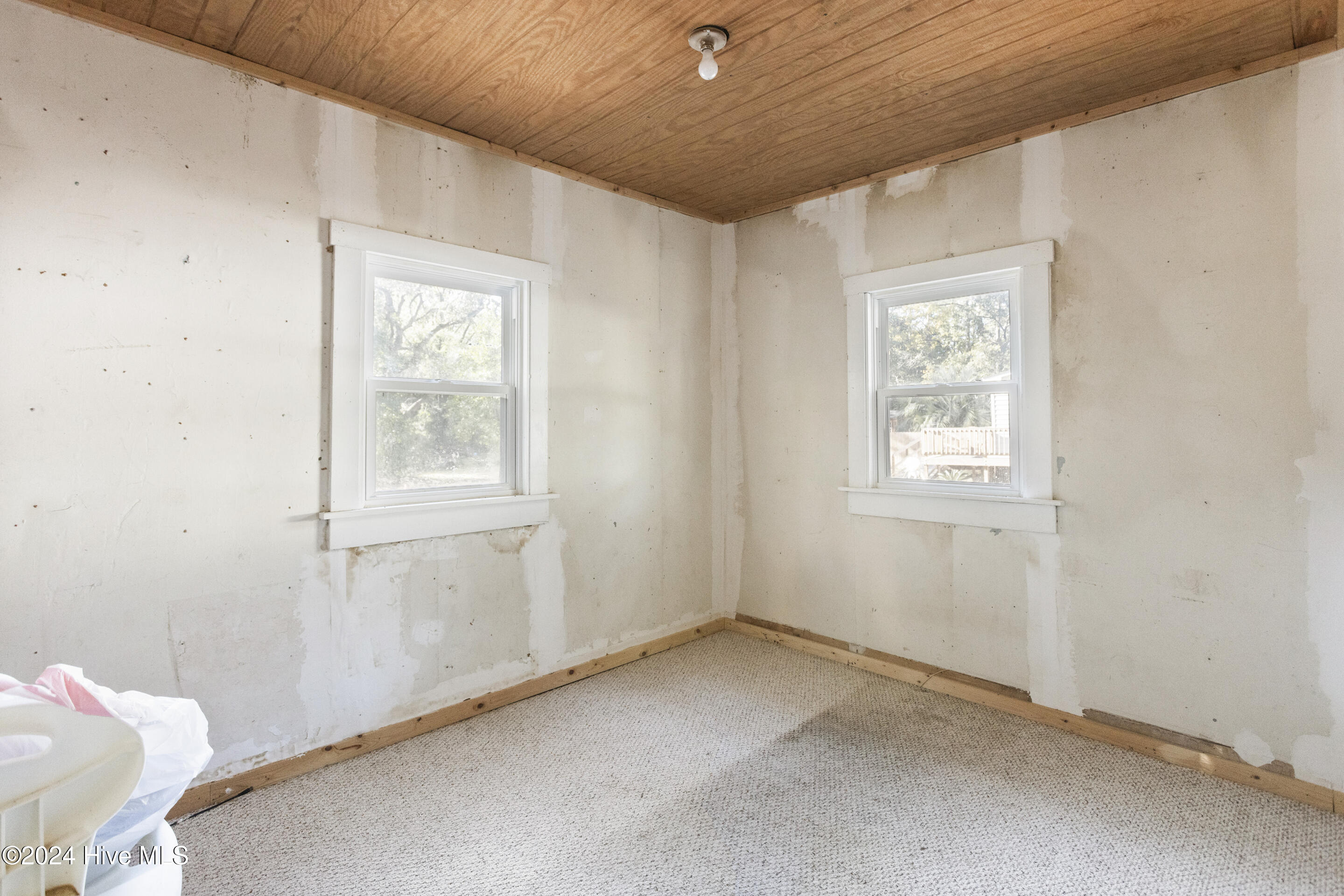 9715 River Road Property Photo 31