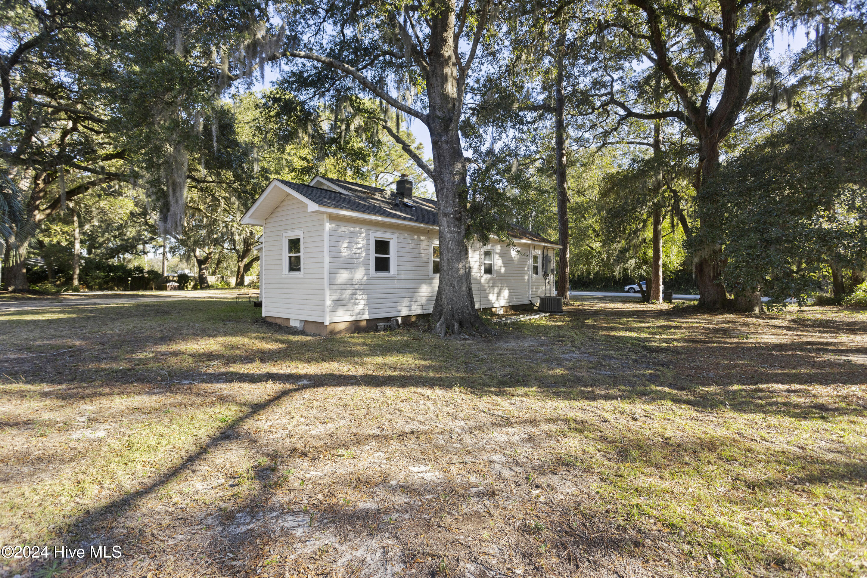 9715 River Road Property Photo 34